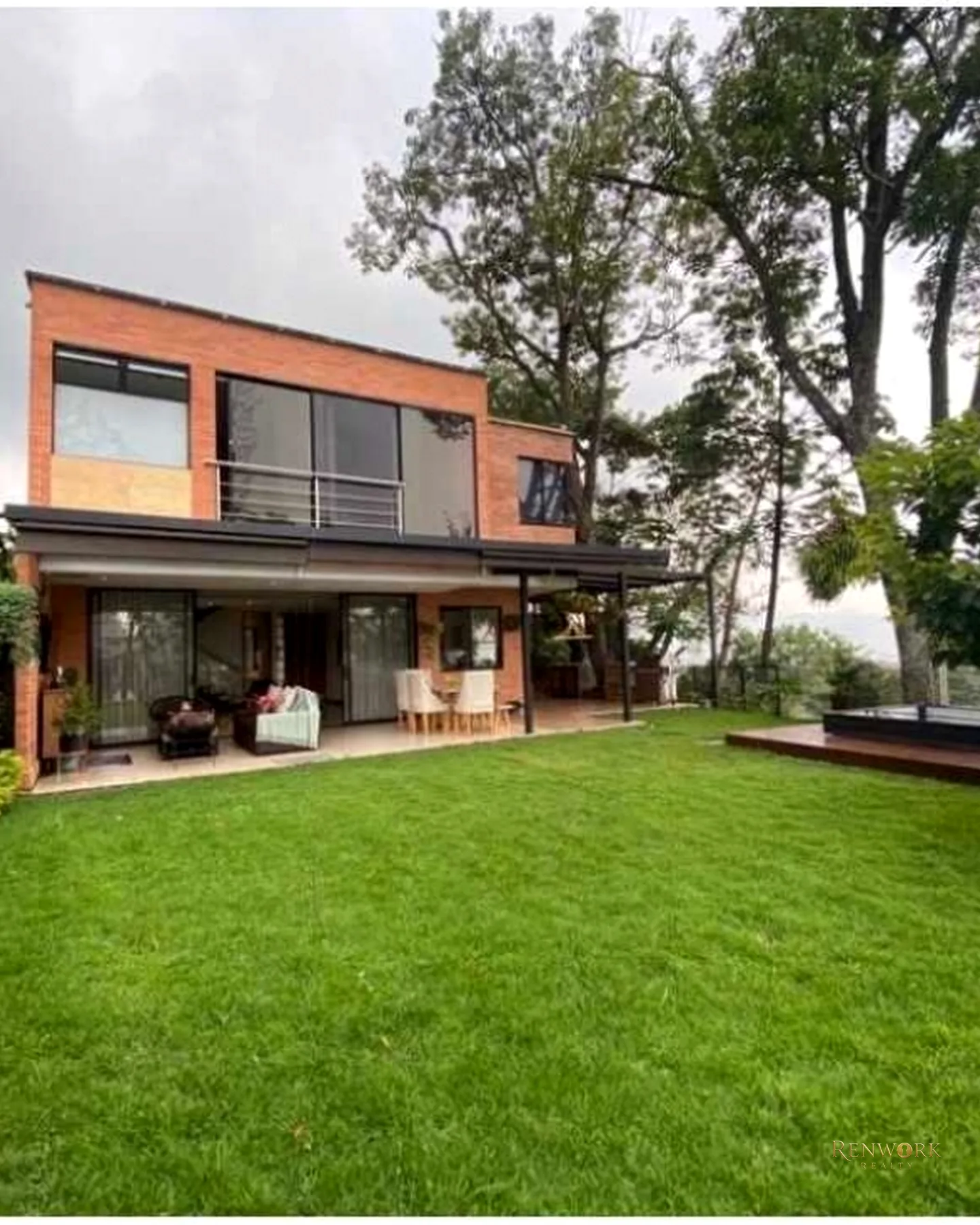 ESPECTACULAR CASA REMODELADA CON JACUZZI SECTOR LA CALLEJA · foto 22