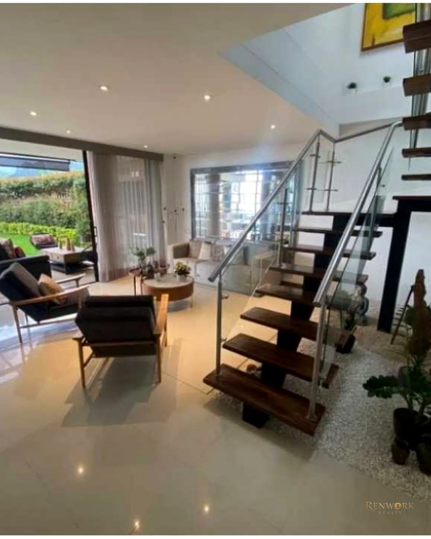 ESPECTACULAR CASA REMODELADA CON JACUZZI SECTOR LA CALLEJA · foto 1