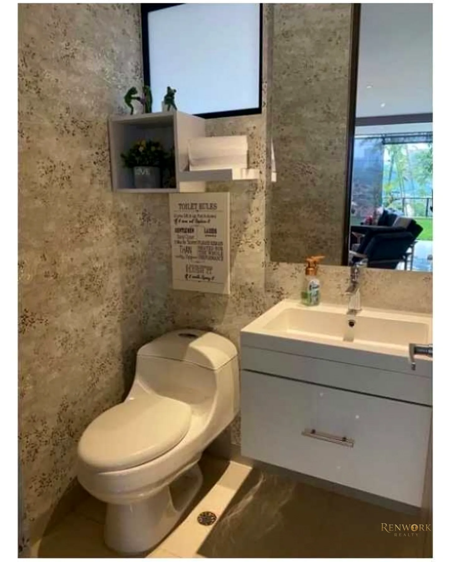 ESPECTACULAR CASA REMODELADA CON JACUZZI SECTOR LA CALLEJA · foto 15