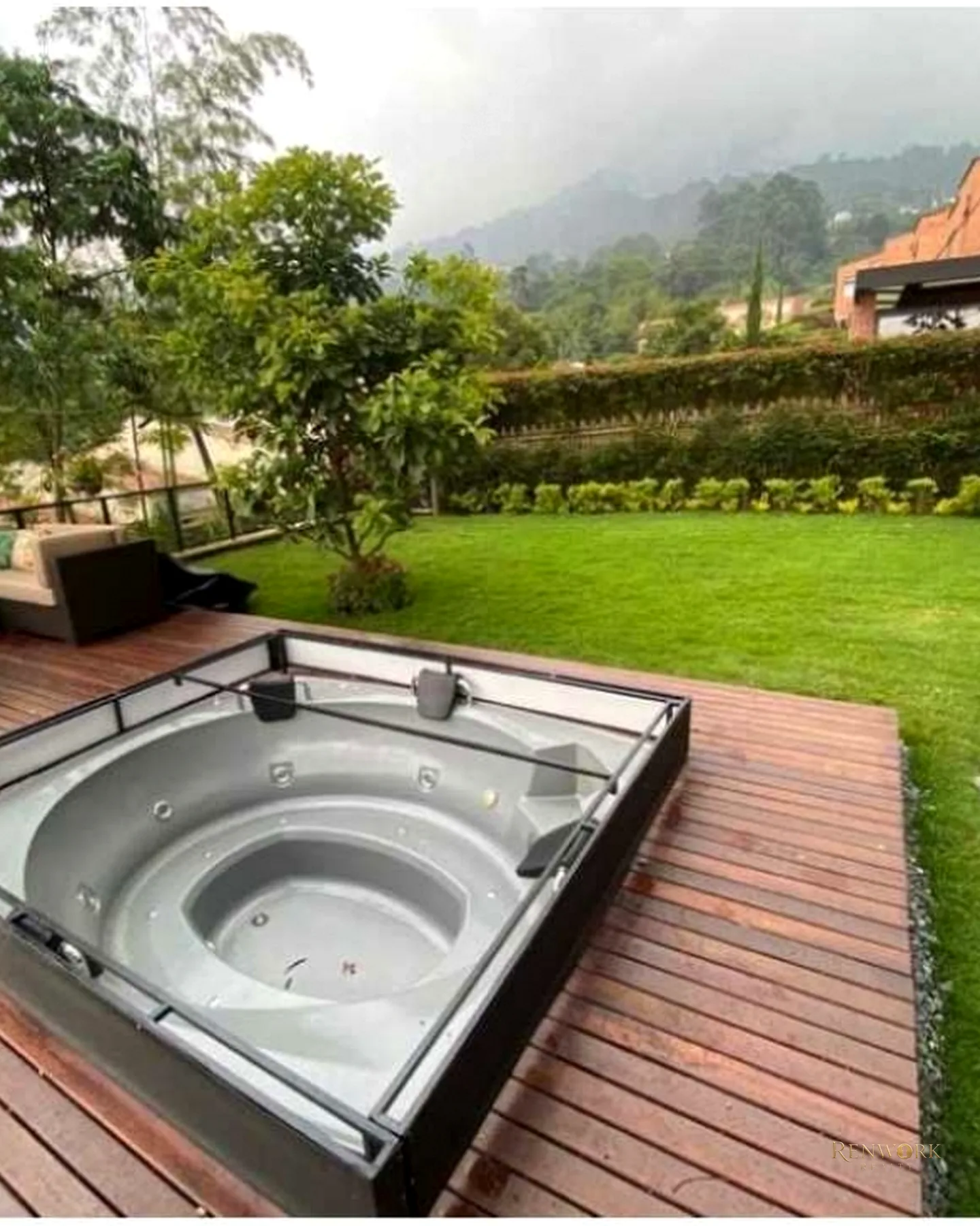 ESPECTACULAR CASA REMODELADA CON JACUZZI SECTOR LA CALLEJA · foto 21