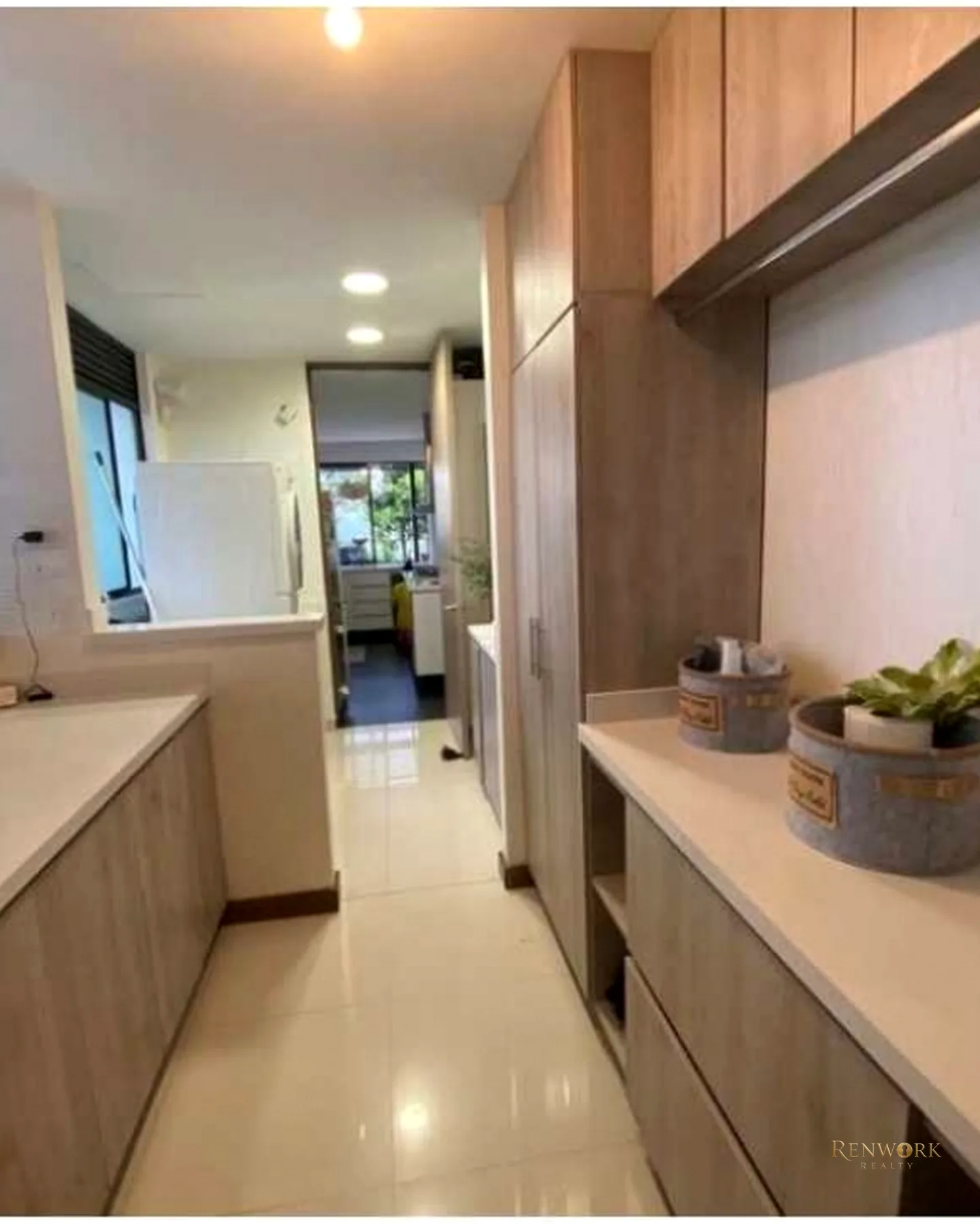 ESPECTACULAR CASA REMODELADA CON JACUZZI SECTOR LA CALLEJA · foto 5