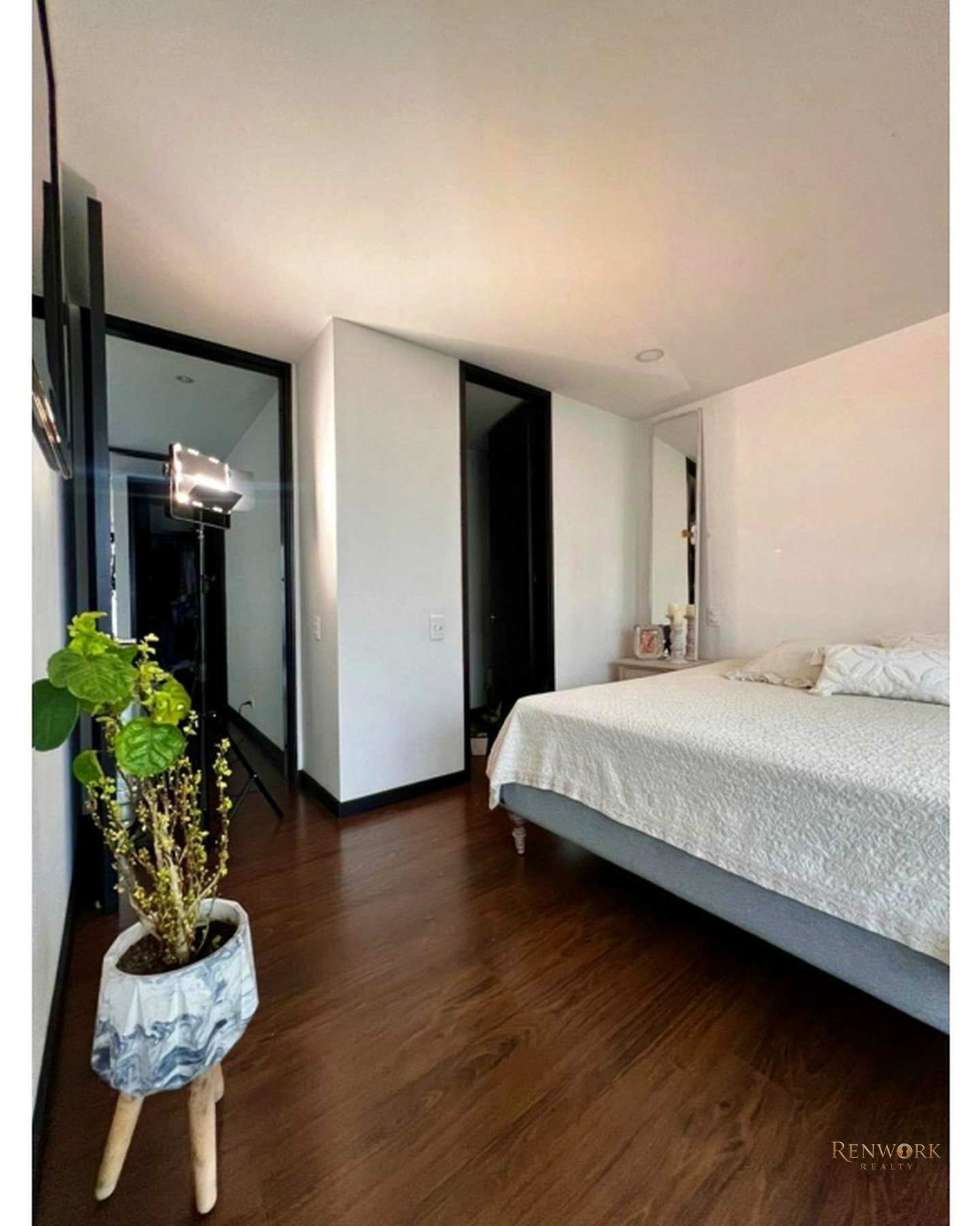ESPECTACULAR DUPLEX EN LA COLA DEL ZORRO DE 190 M² · foto 9