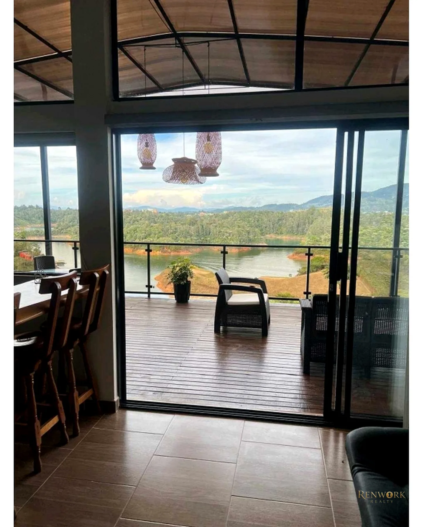 ESPECTACULAR FINCA EN GUATAPE CON REPRESA HERMOSA VISTA · foto 11