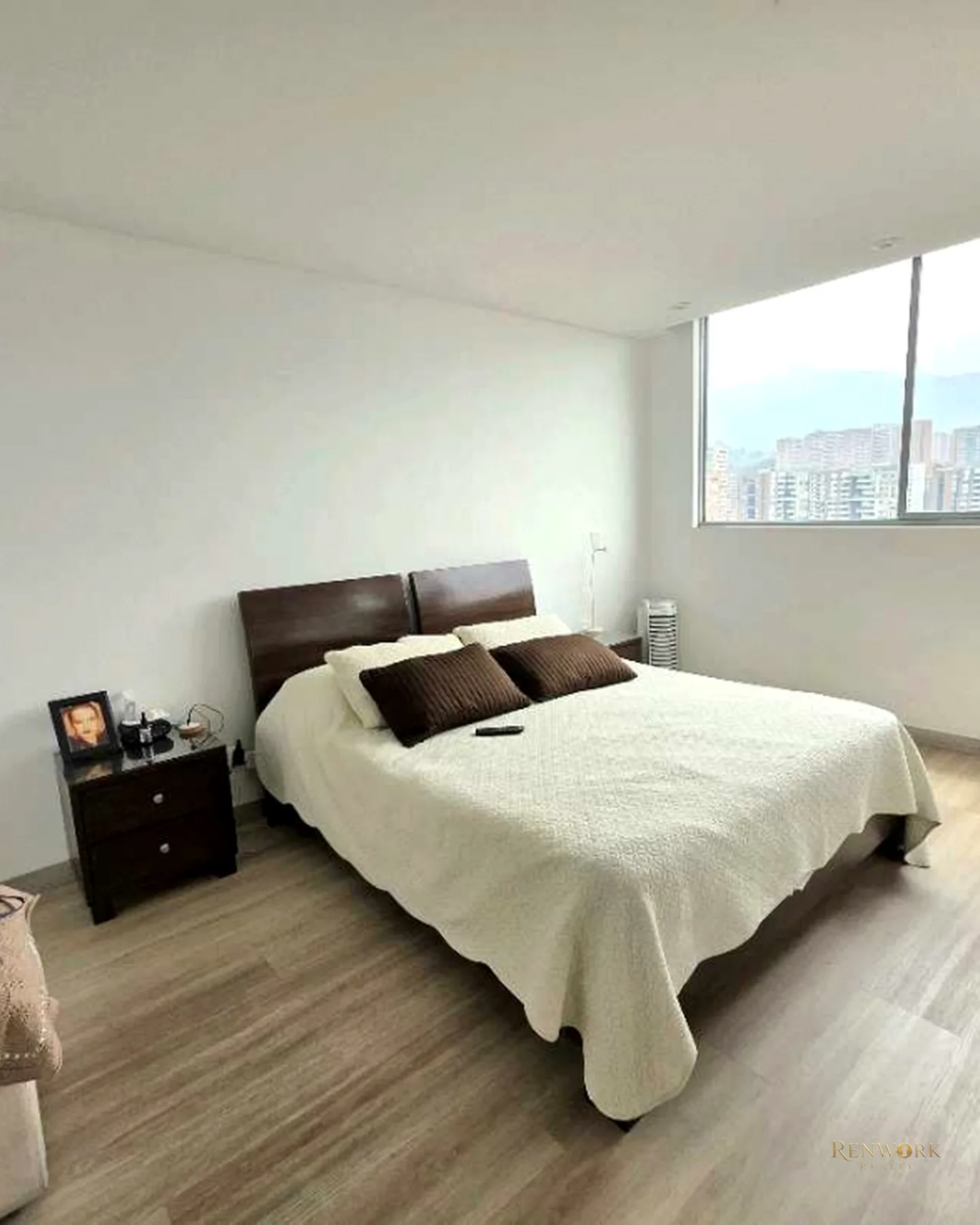 EXCELENTE APARTAMENTO EN VENTA EN ENVIGADO LOMA LOS MESA · foto 11