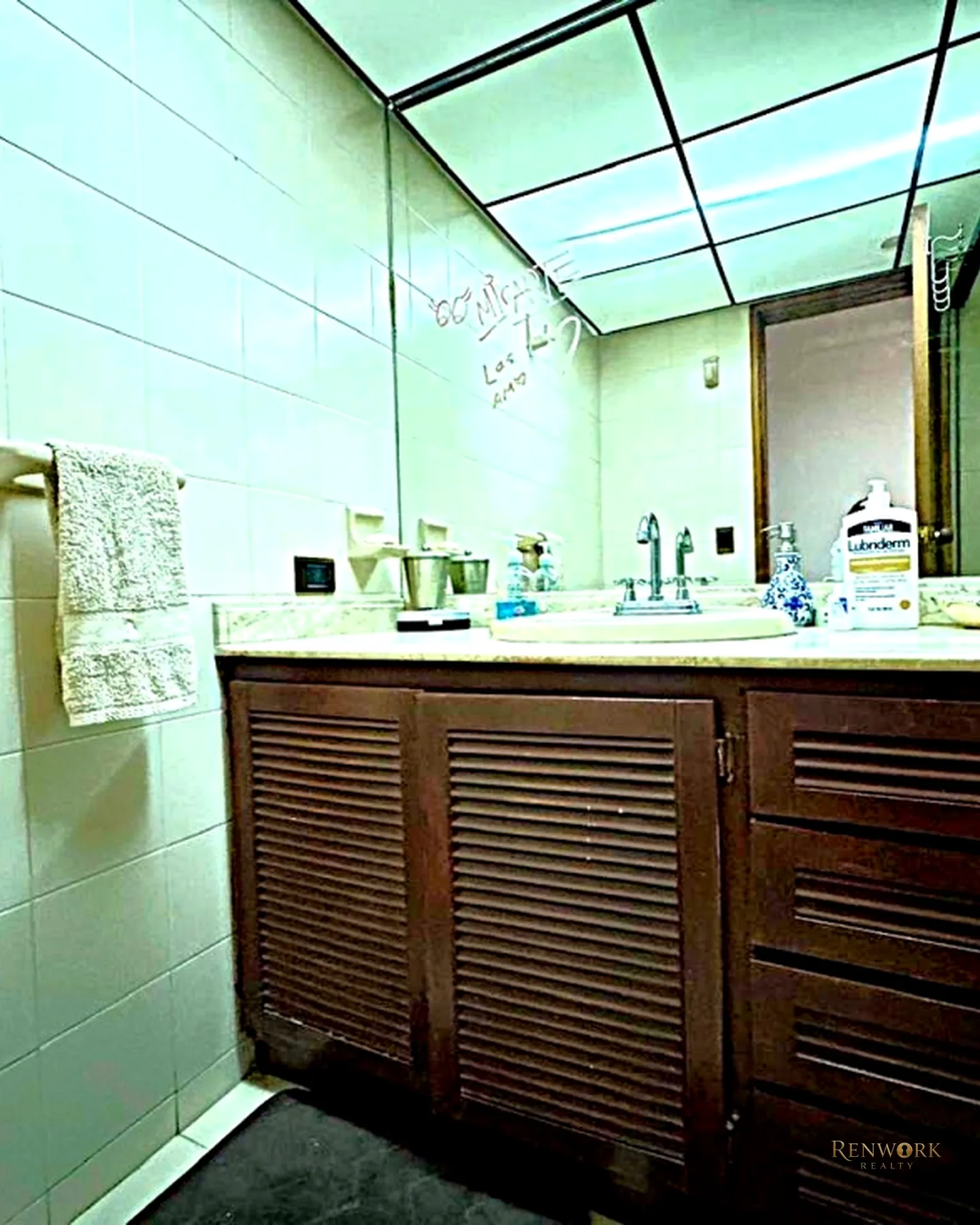 EXCELENTE APARTAMENTO POR LA FRONTERA ESPECIAL PARA REMODELAR · foto 14