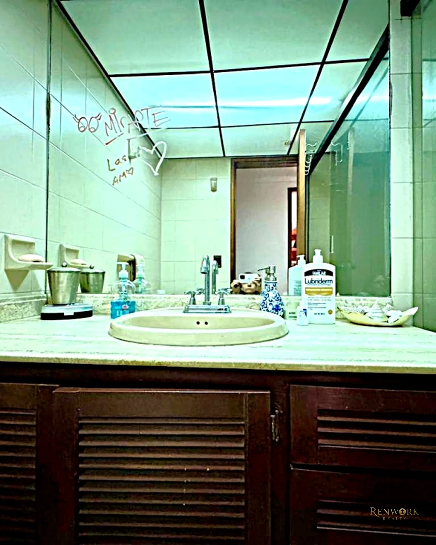 EXCELENTE APARTAMENTO POR LA FRONTERA ESPECIAL PARA REMODELAR · foto 13