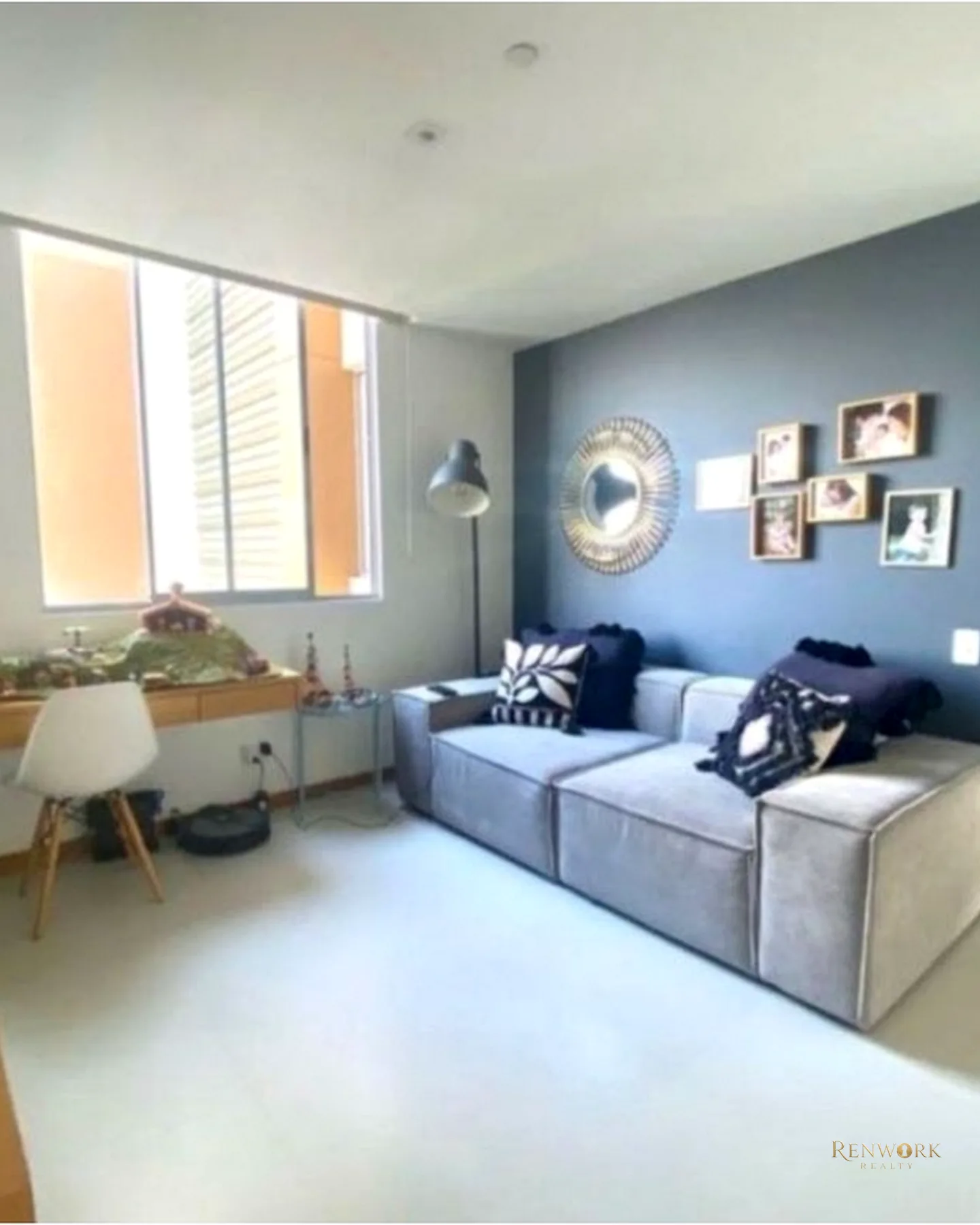 EXCELENTE APARTAMENTO SUPER AMPLIO EN ENVIGDO SECTOR EL ESMERALDAL · foto 4