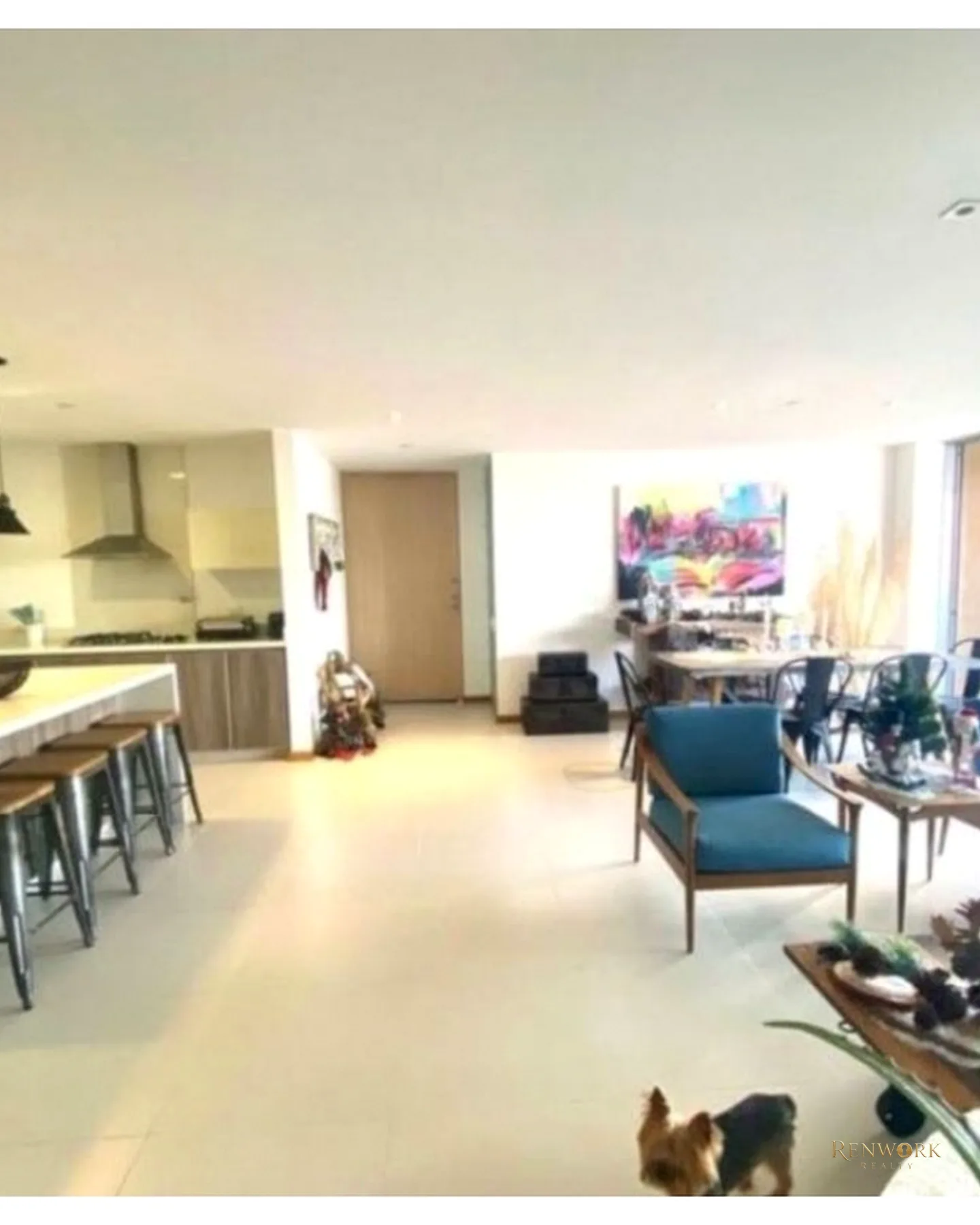 EXCELENTE APARTAMENTO SUPER AMPLIO EN ENVIGDO SECTOR EL ESMERALDAL · foto 2