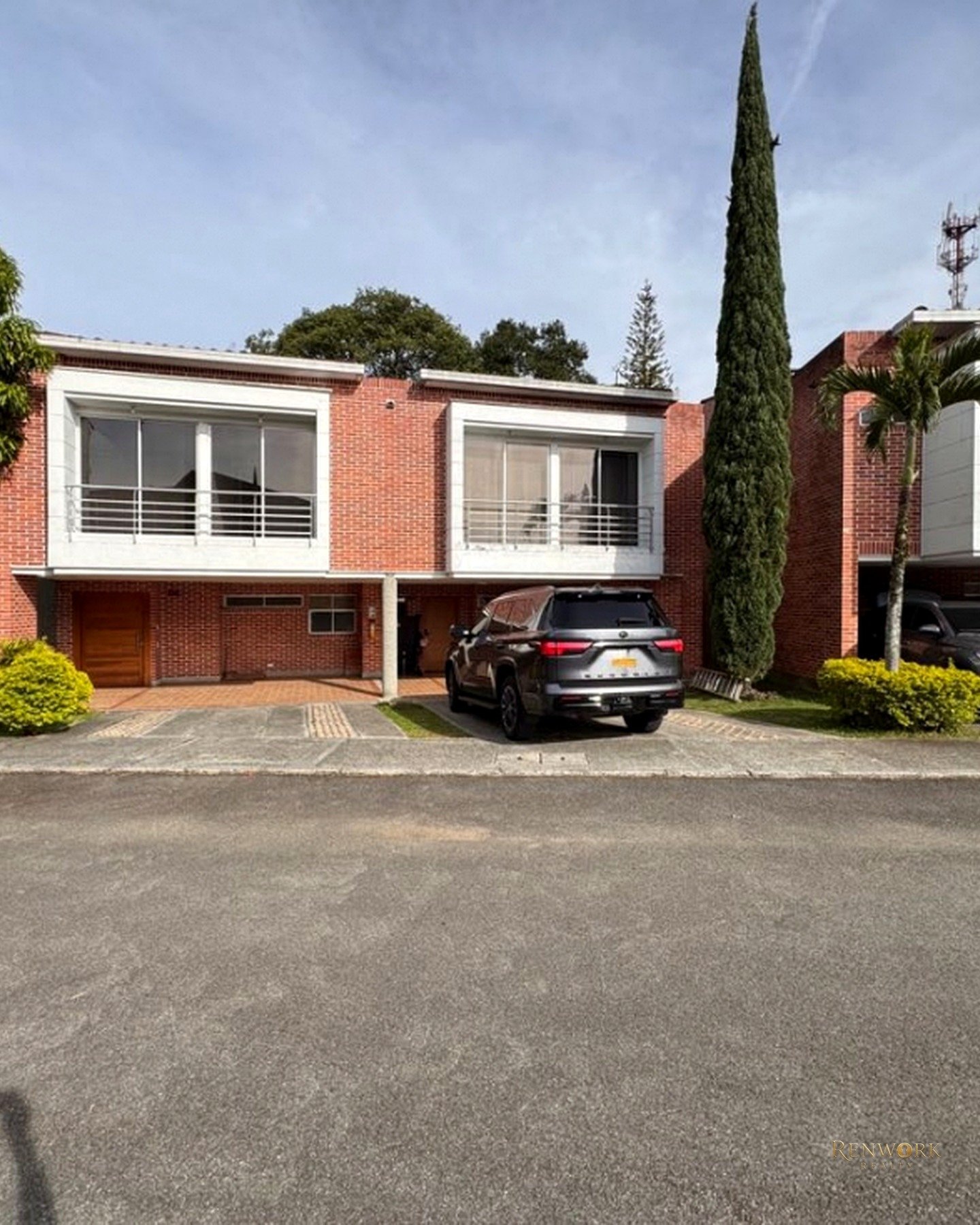 Vista de EXCLUSIVA CASA CAMPESTRE EN VENTA UBICADA EN ENVIGADO.