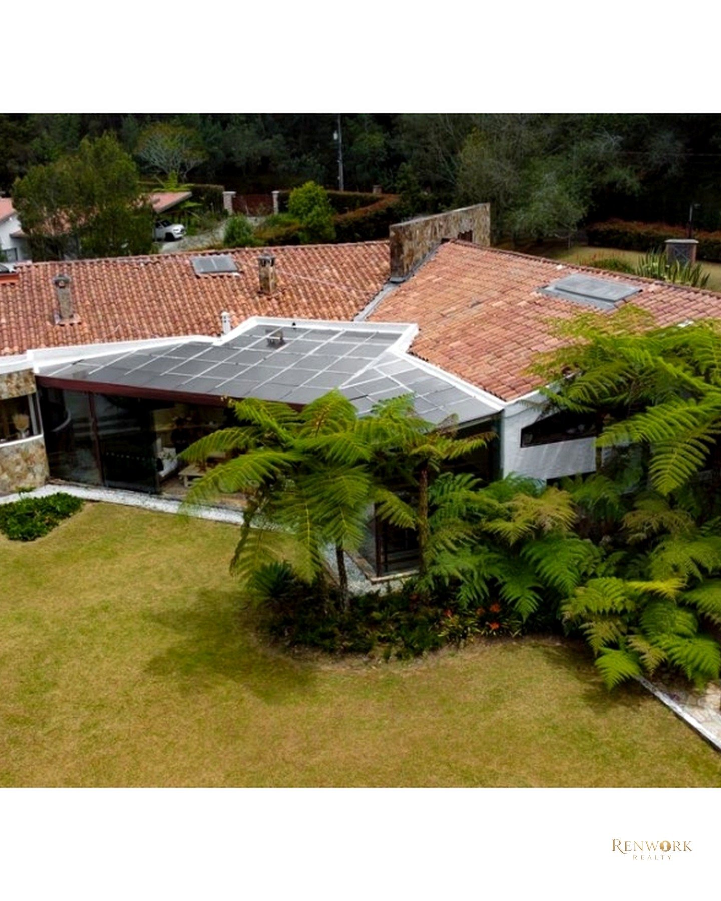 EXCLUSIVA CASA CAMPESTRE, GRAN LOTE ALTO DE LAS PALMAS A LA VENTA. · foto 4