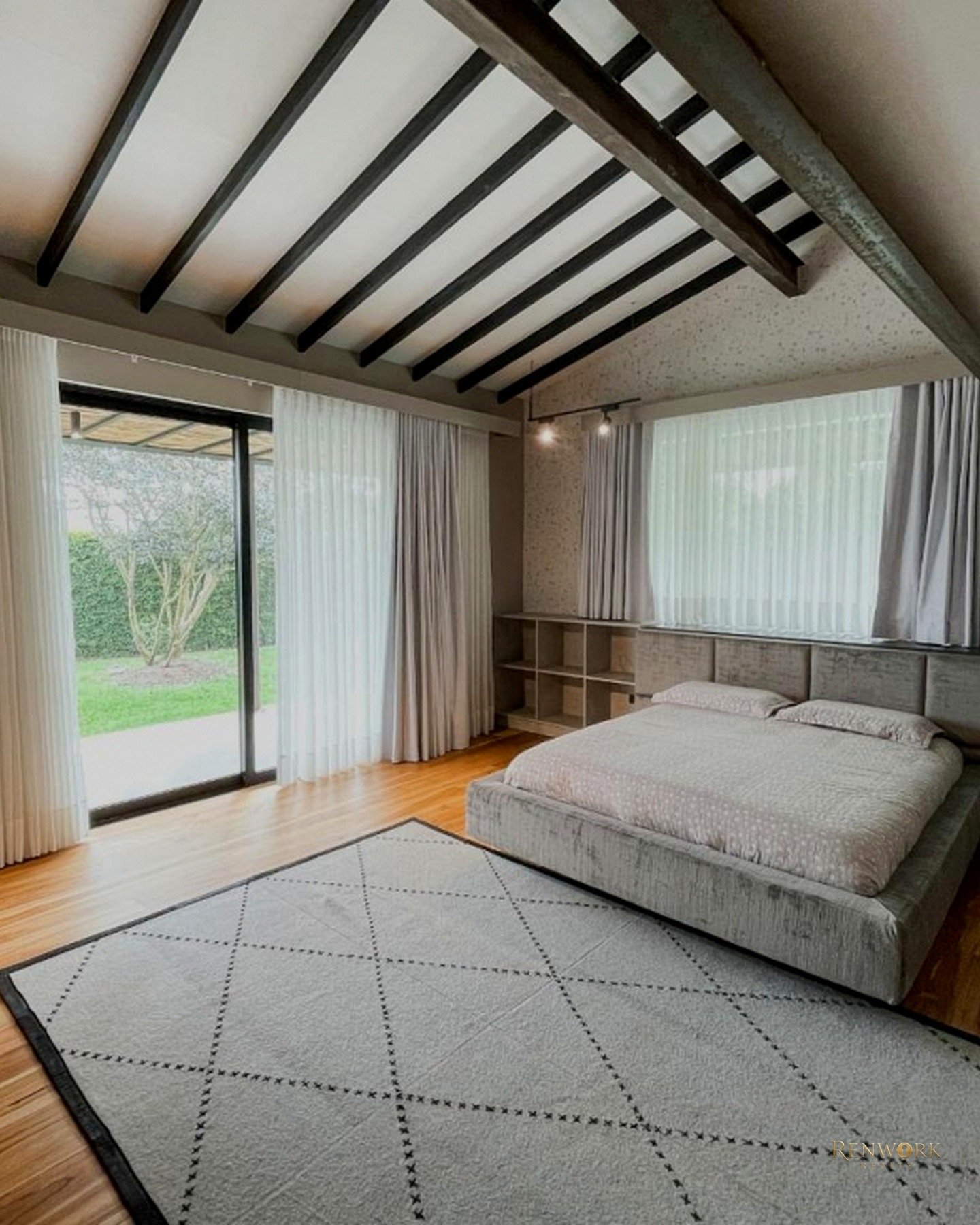 EXCLUSIVA CASA EN LLANOGRANDE · foto 11