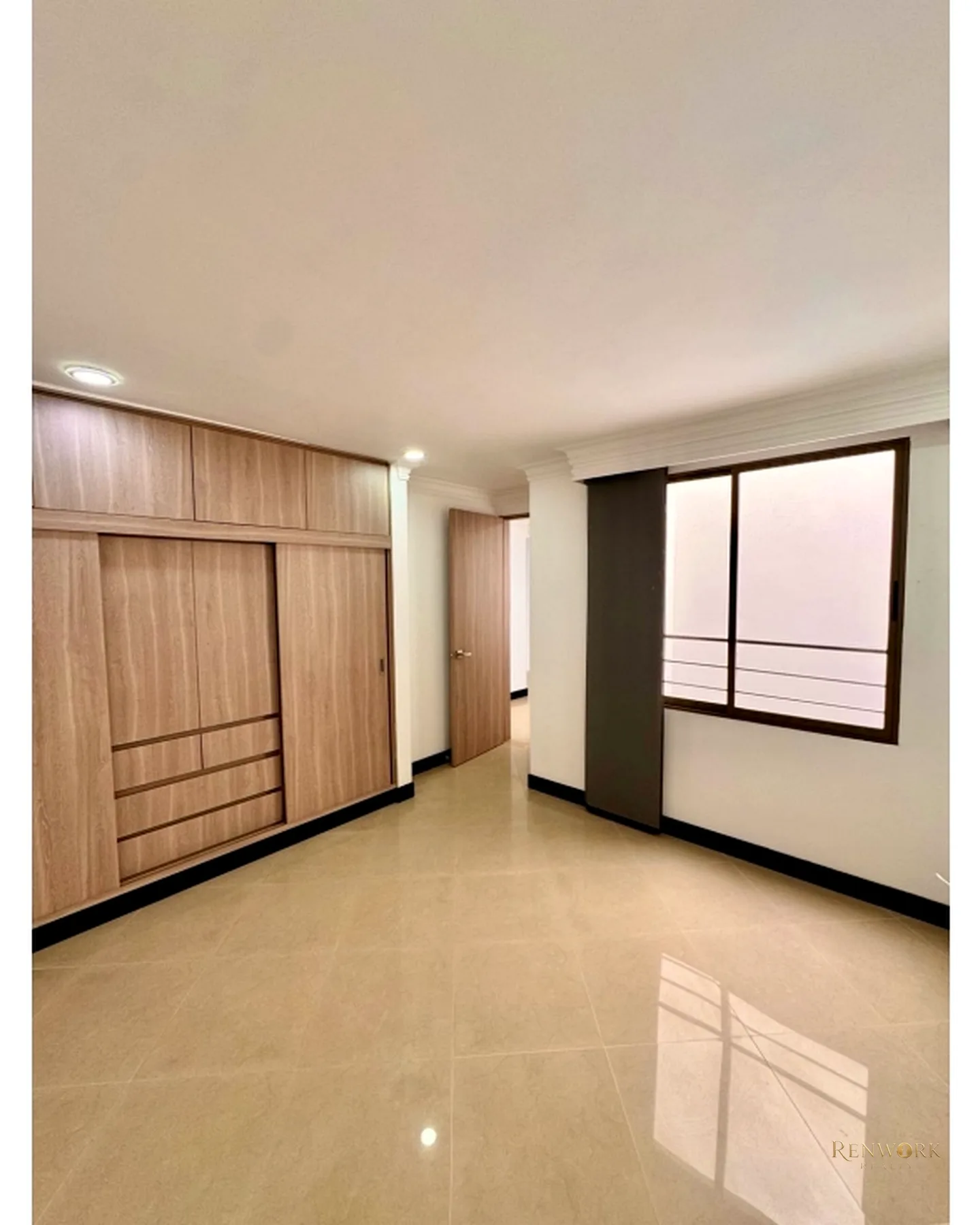 EXCLUSIVA CASA PARA LA VENTA EN SABANETA · foto 7