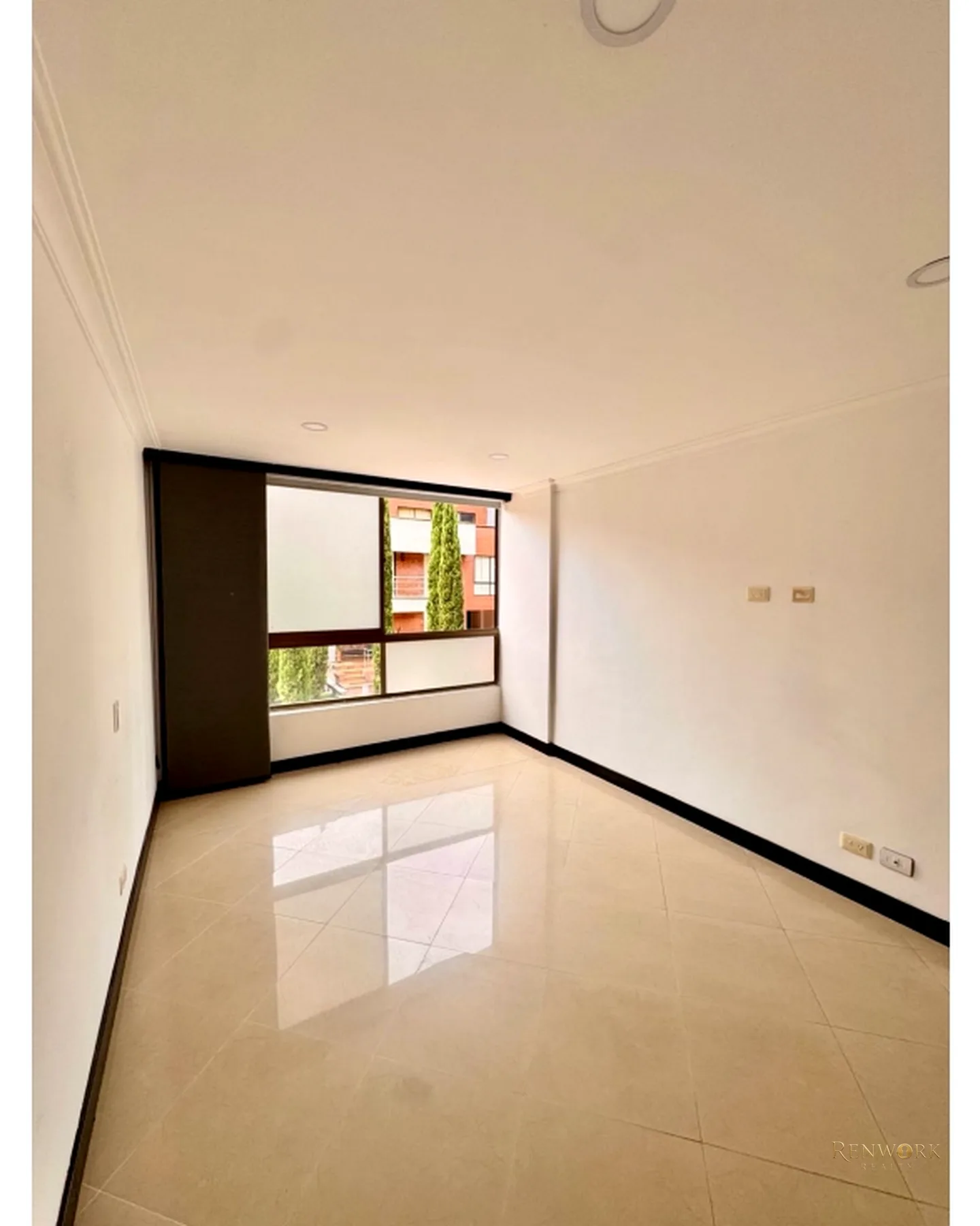 EXCLUSIVA CASA PARA LA VENTA EN SABANETA · foto 5