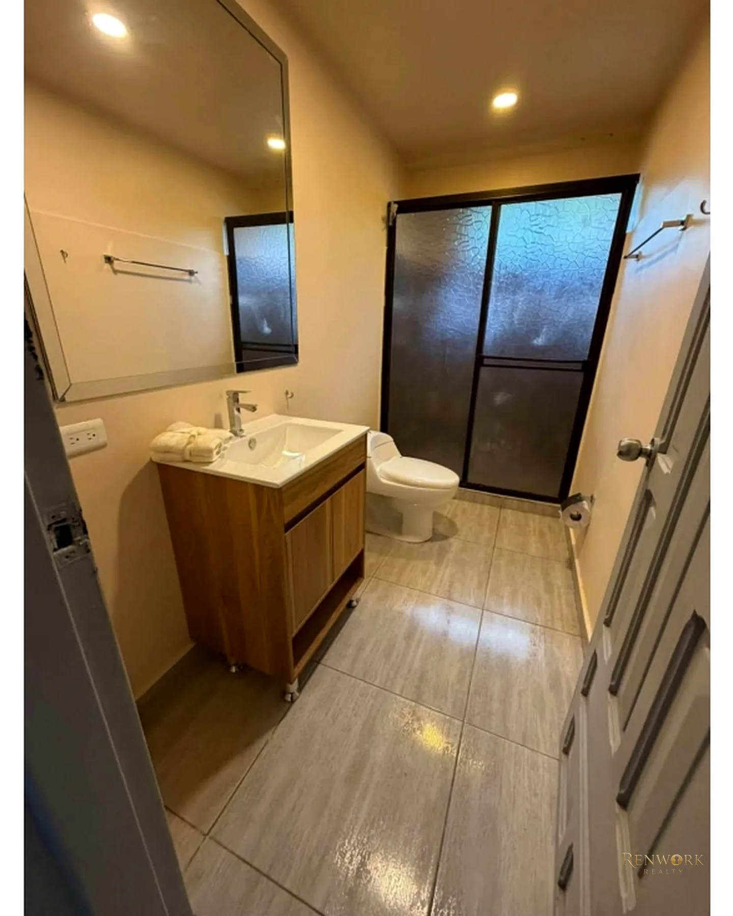 EXCLUSIVA OPORTUNIDAD DE INVERSIÓN EN LAURELES (SOLO CONTADO) · foto 17
