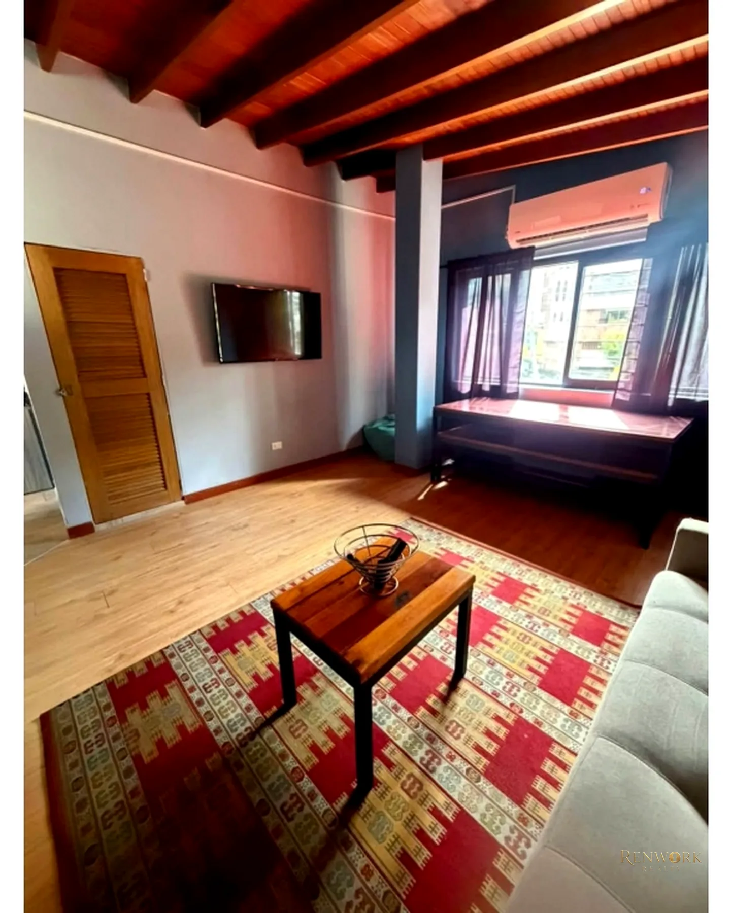 EXCLUSIVA OPORTUNIDAD DE INVERSIÓN EN LAURELES (SOLO CONTADO) · foto 9