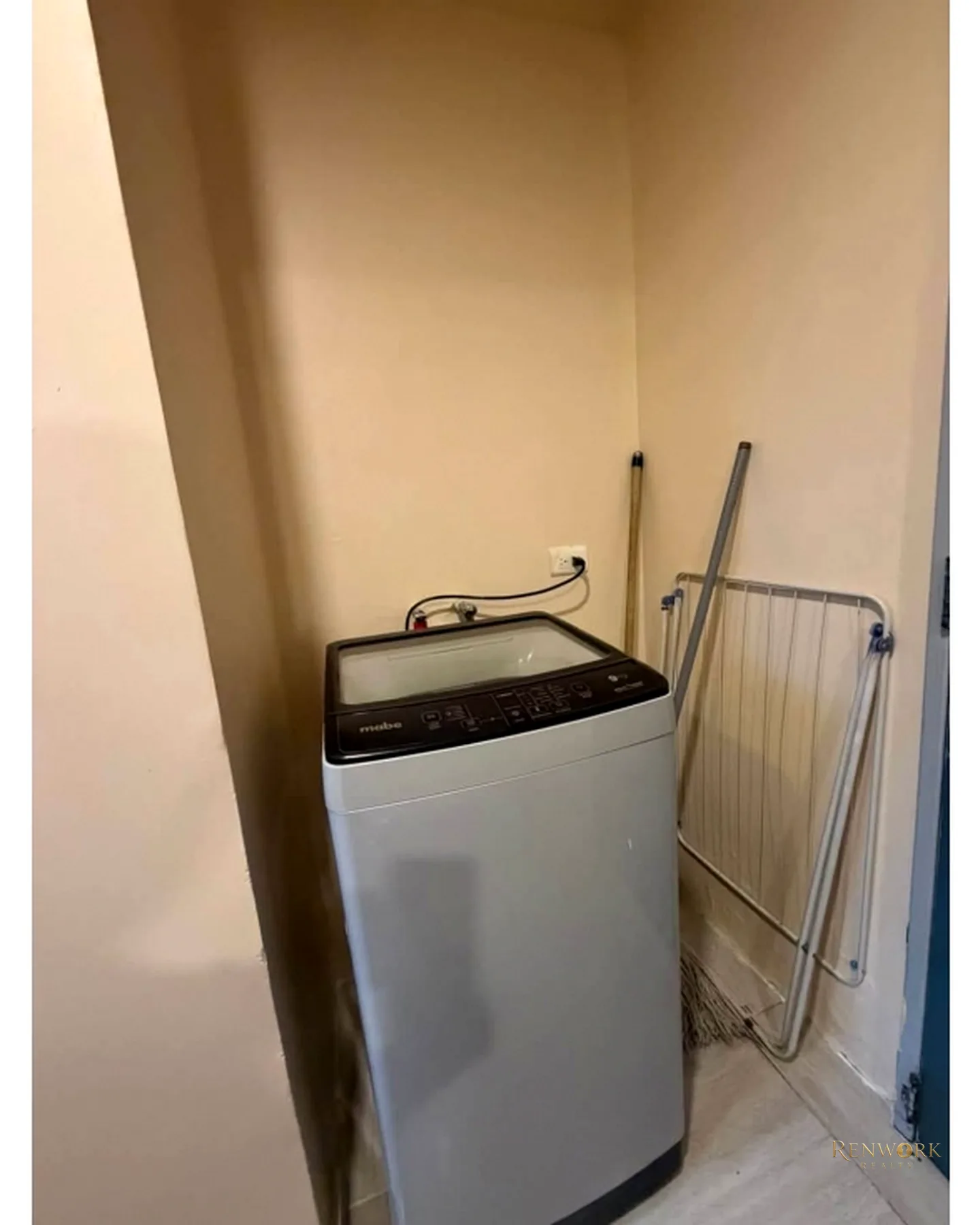 EXCLUSIVA OPORTUNIDAD DE INVERSIÓN EN LAURELES (SOLO CONTADO) · foto 16