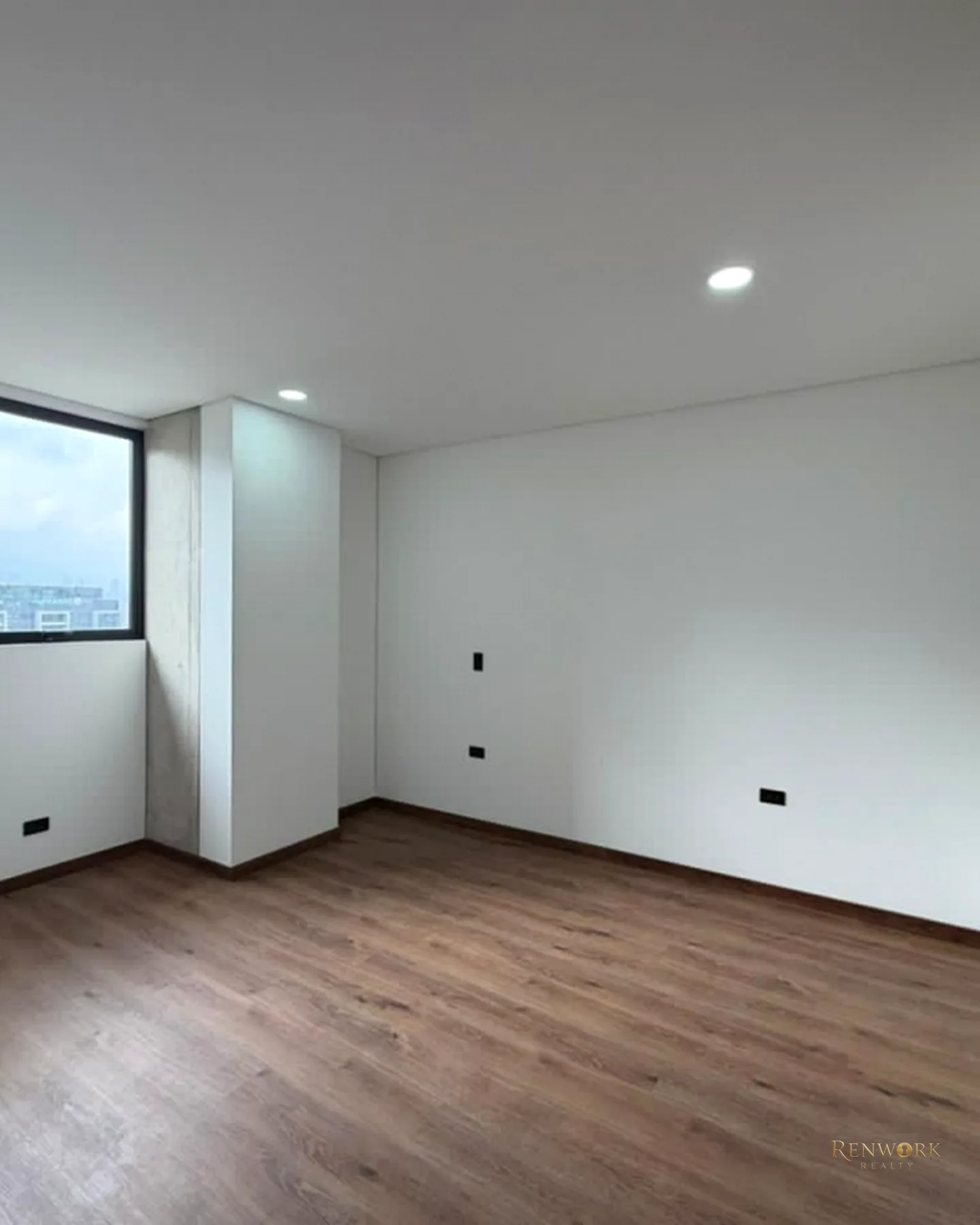 EXCLUSIVO APARTAMENTO NUEVO EN CONTREE PALMAS ALTO DEL POBLADO 143M2 · foto 8