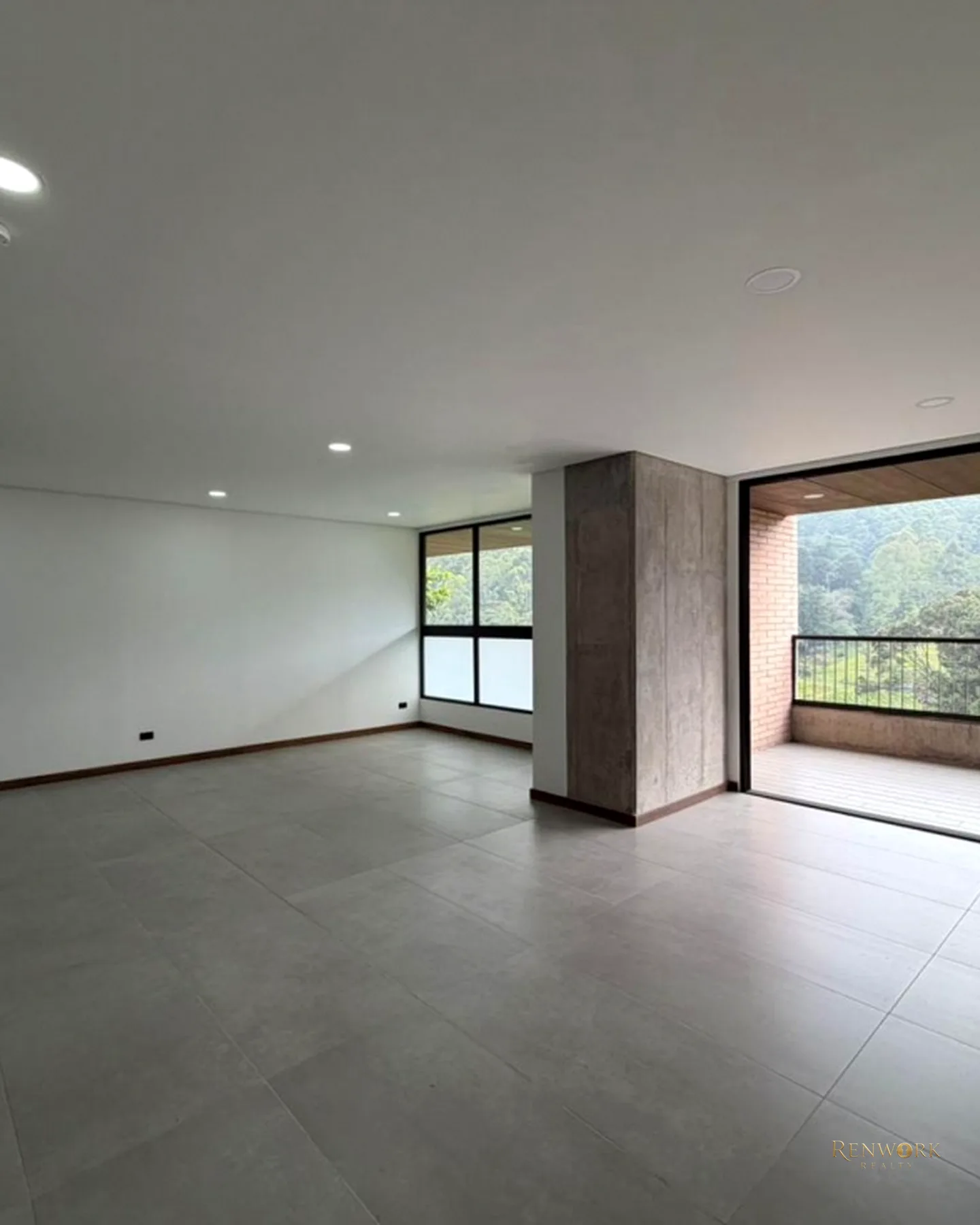 EXCLUSIVO APARTAMENTO NUEVO EN CONTREE PALMAS ALTO DEL POBLADO 143M2 · foto 1