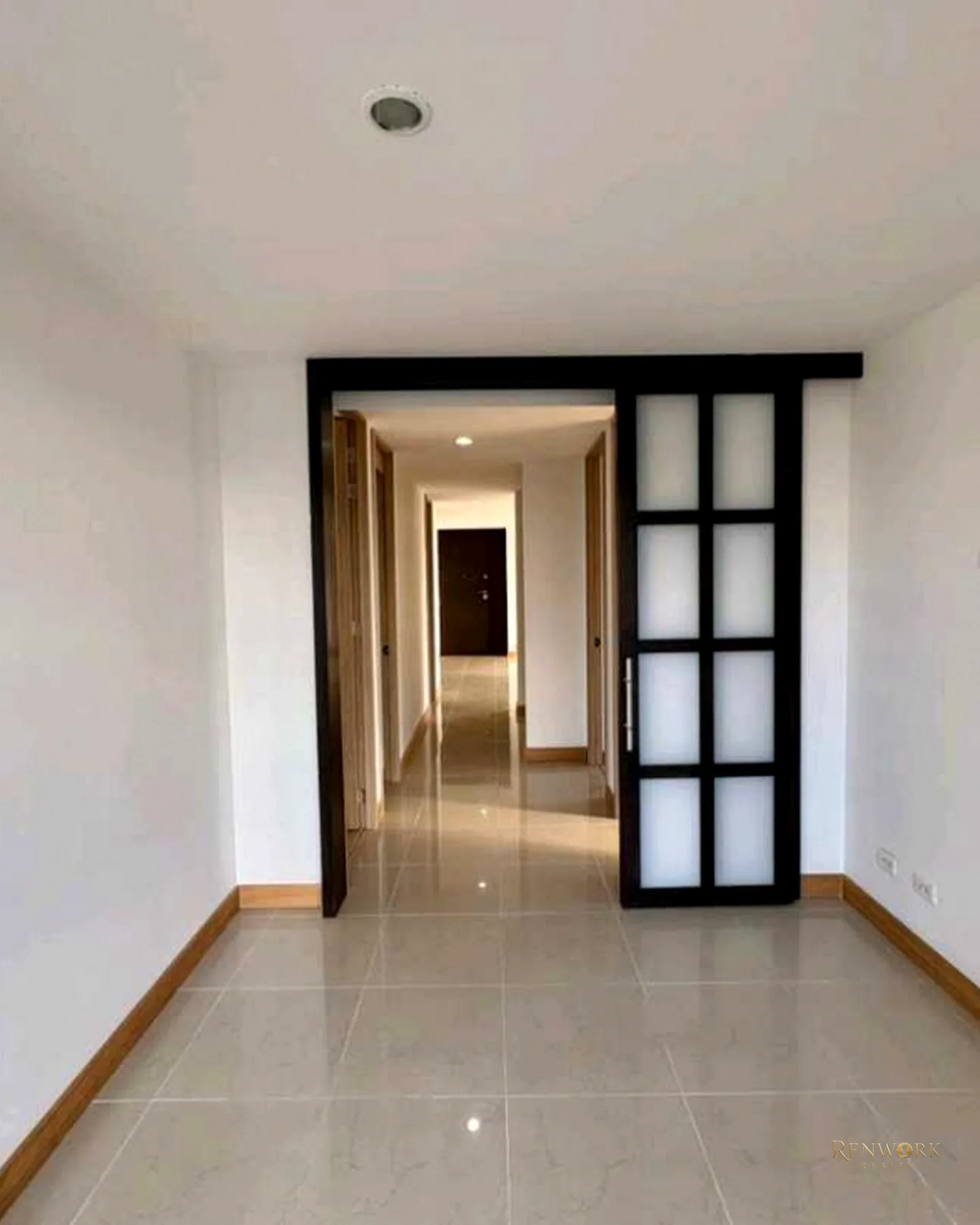 EXCLUSIVO APARTAMENTO REMODELADO CERCA AL TESORO POBLADO · foto 7