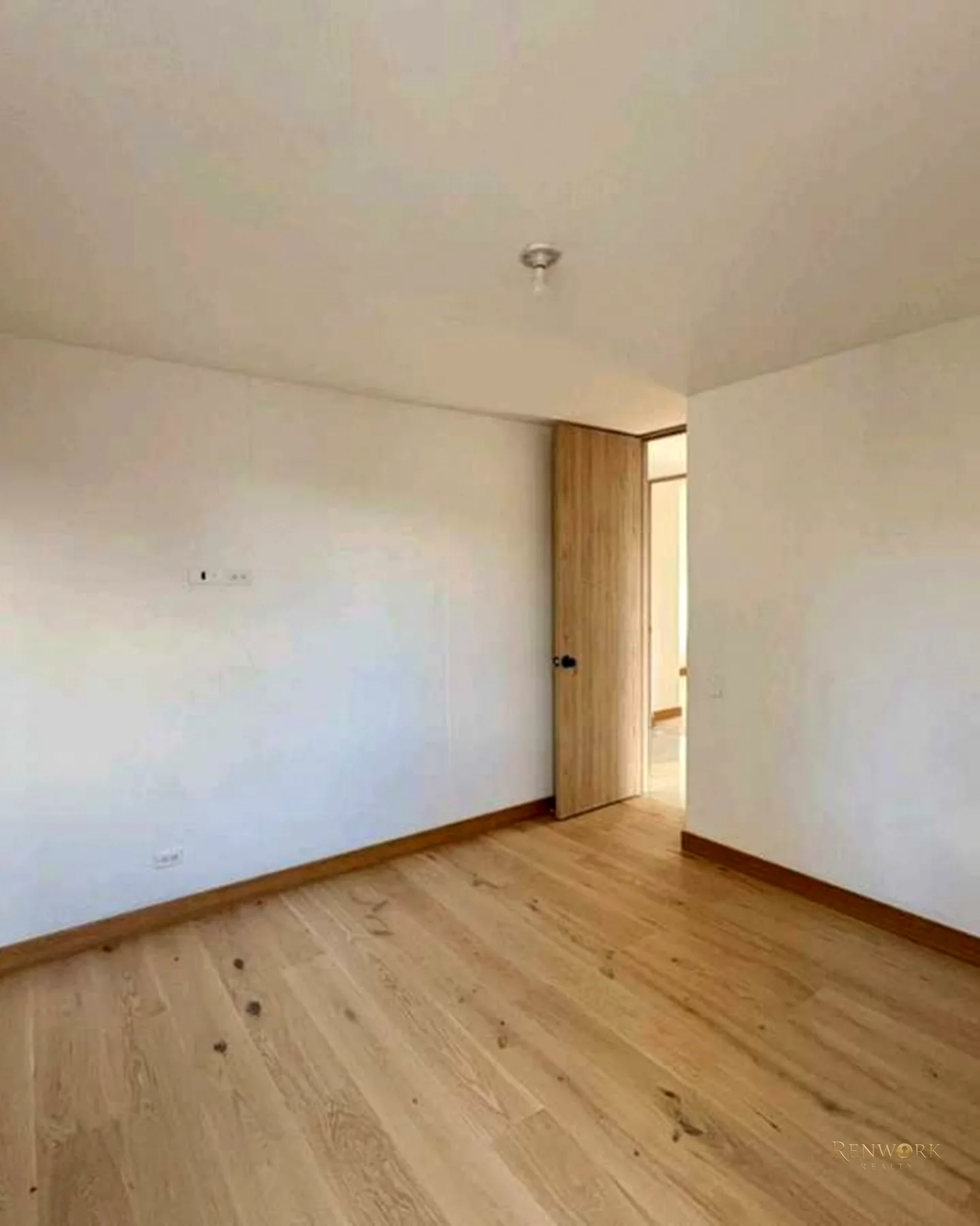 EXCLUSIVO APARTAMENTO REMODELADO CERCA AL TESORO POBLADO · foto 10