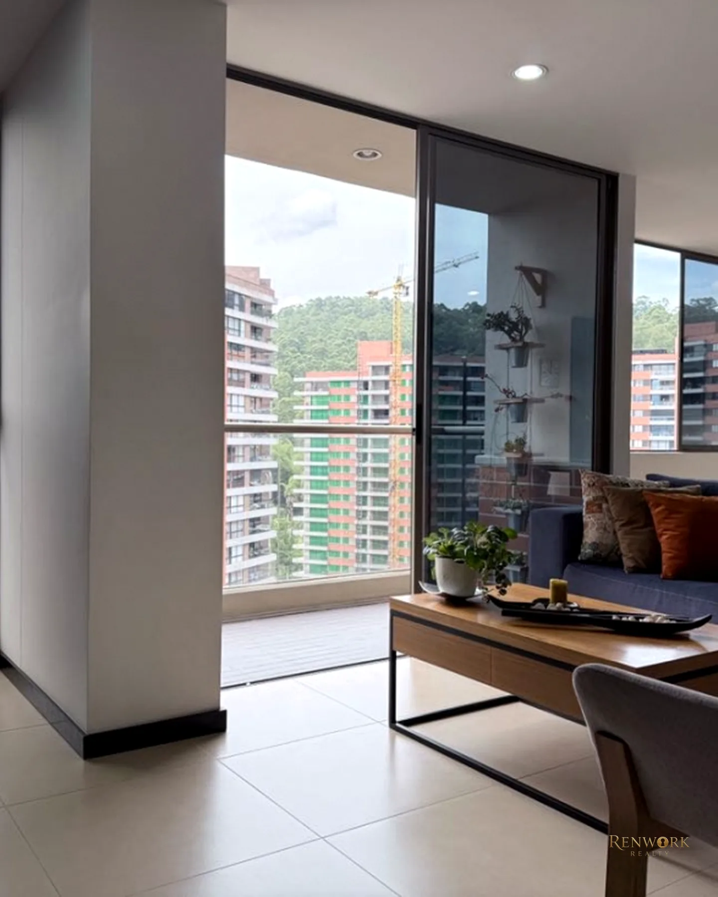 EXCLUSIVO DÚPLEX DE 130 M² VISTA GARANTIZADA ALTOS DEL POBLADO 266979 · foto 6
