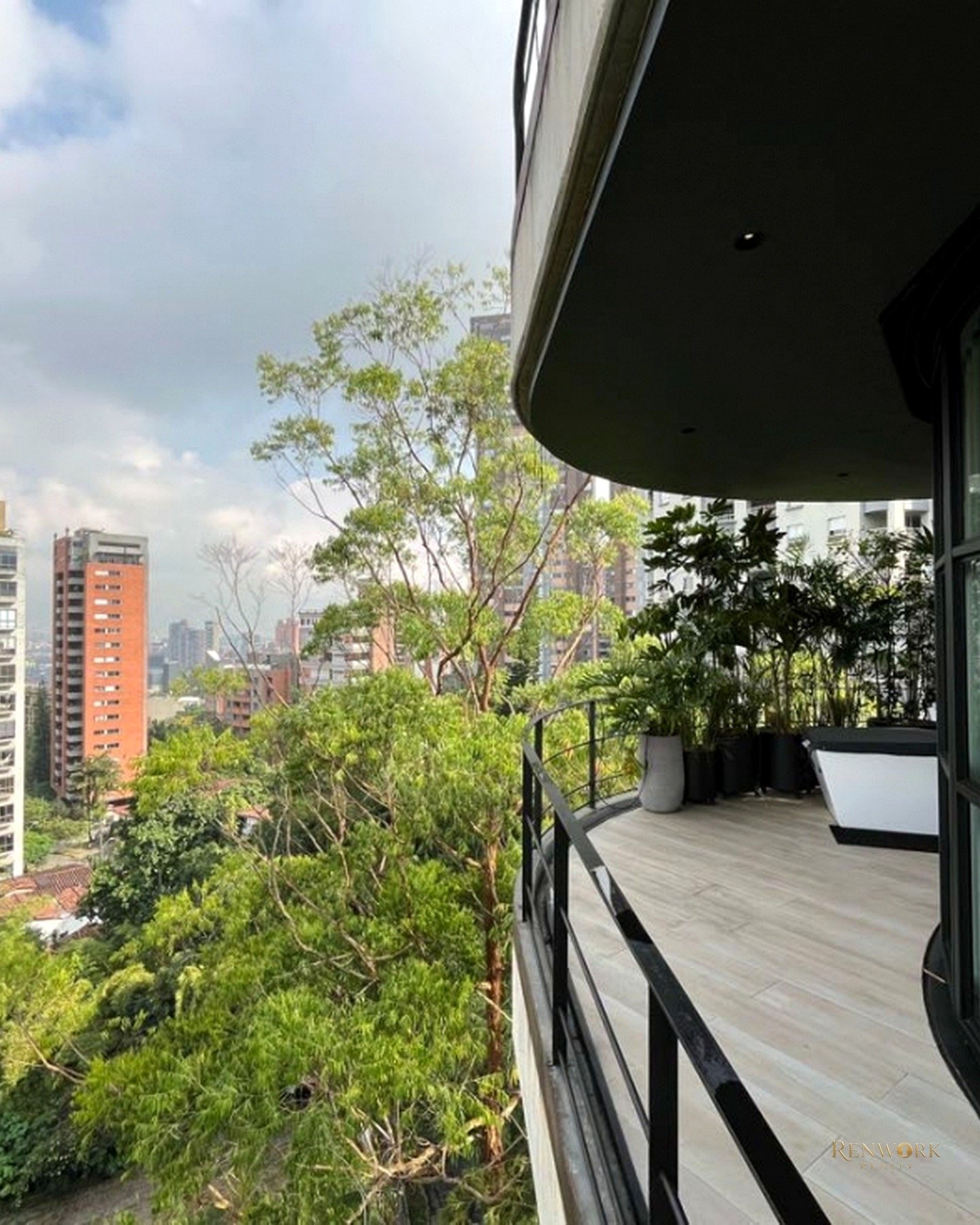 EXCLUSIVO Y MODERNO APARTAMENTO EN PROVENZA, 314M2 LLENOS DE ARMONÍA · foto 12