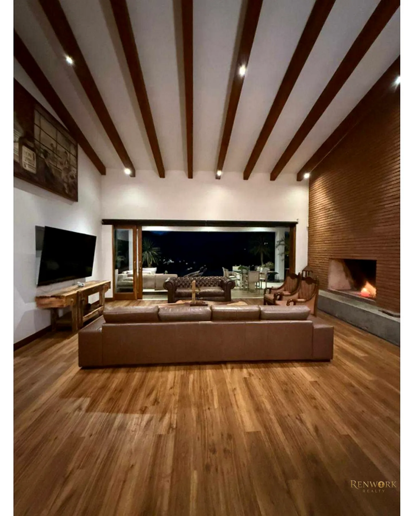 EXTRAORDINARIA CASA EN UN SOLO NIVEL-VISTA INIGUALABLE A LA CIUDAD · foto 4