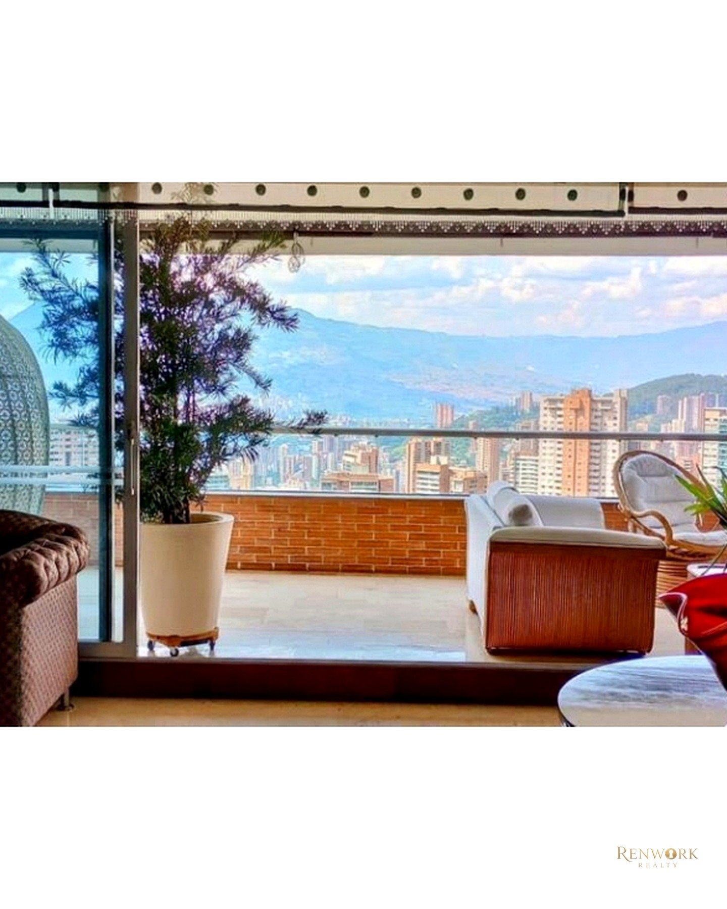Vista de [FA] HERMOSO APARTAMENTO EN EL POBLADO VISTA ESPECTACULAR A LA CIUDAD