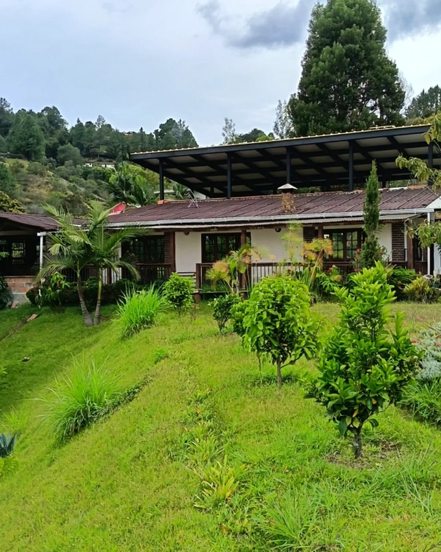 FINCA 2.350M² GUARNE VÍA AEROPUE $1.300M, GARAJE 20 CARROS Y PERMUTA · foto 20