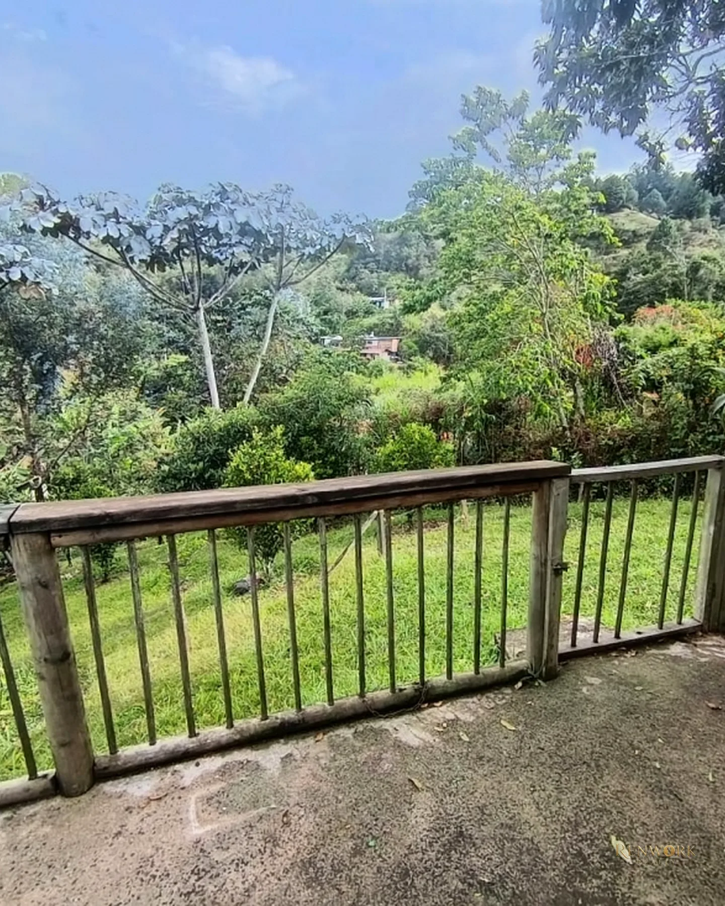 FINCA 2.350M² GUARNE VÍA AEROPUE $1.300M, GARAJE 20 CARROS Y PERMUTA · foto 21