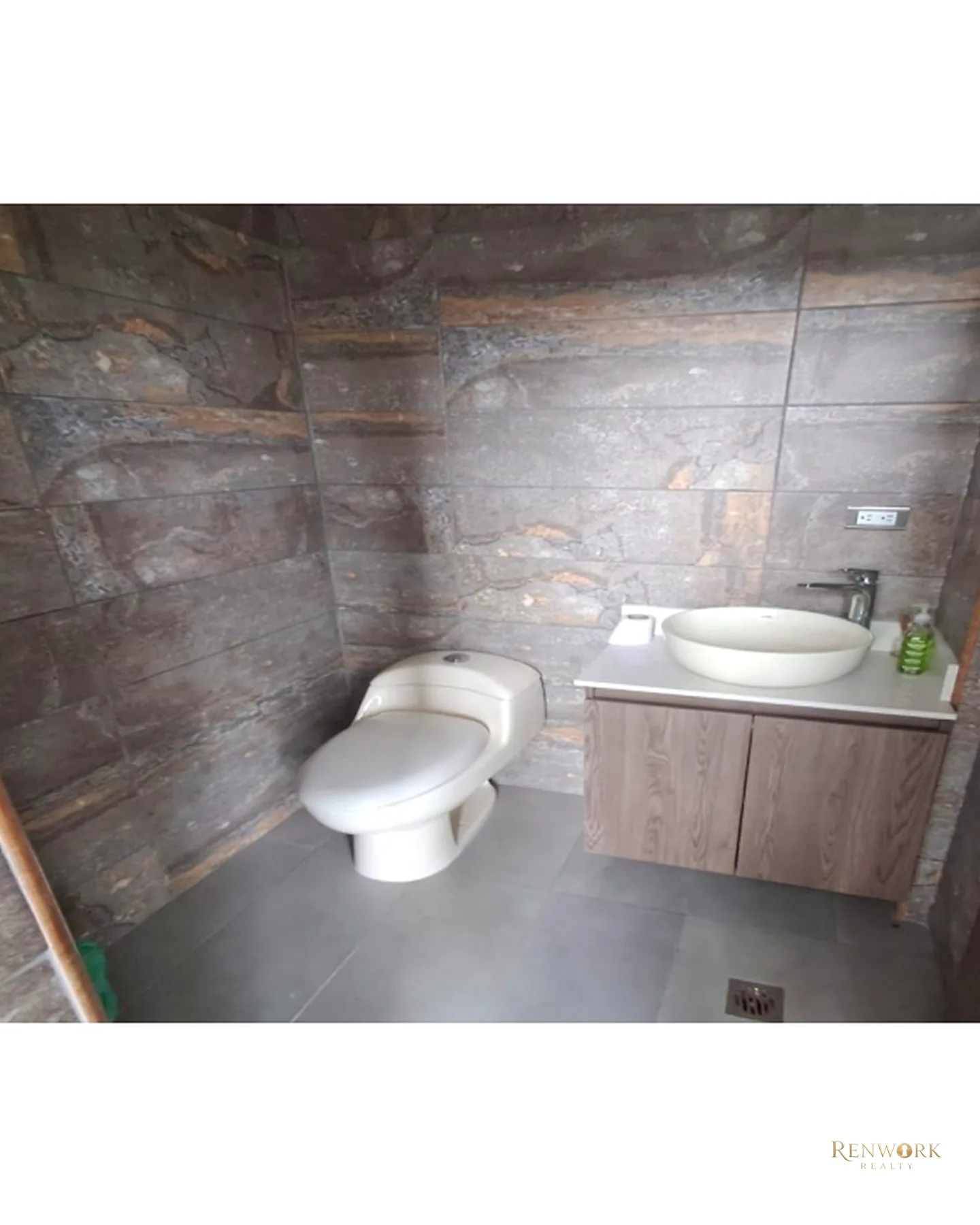 FINCA 2.563M² CARMEN DE VIBORAL | CASA 620M², 7 ALCOBAS Y GARAJES 🏞️✨ · foto 13