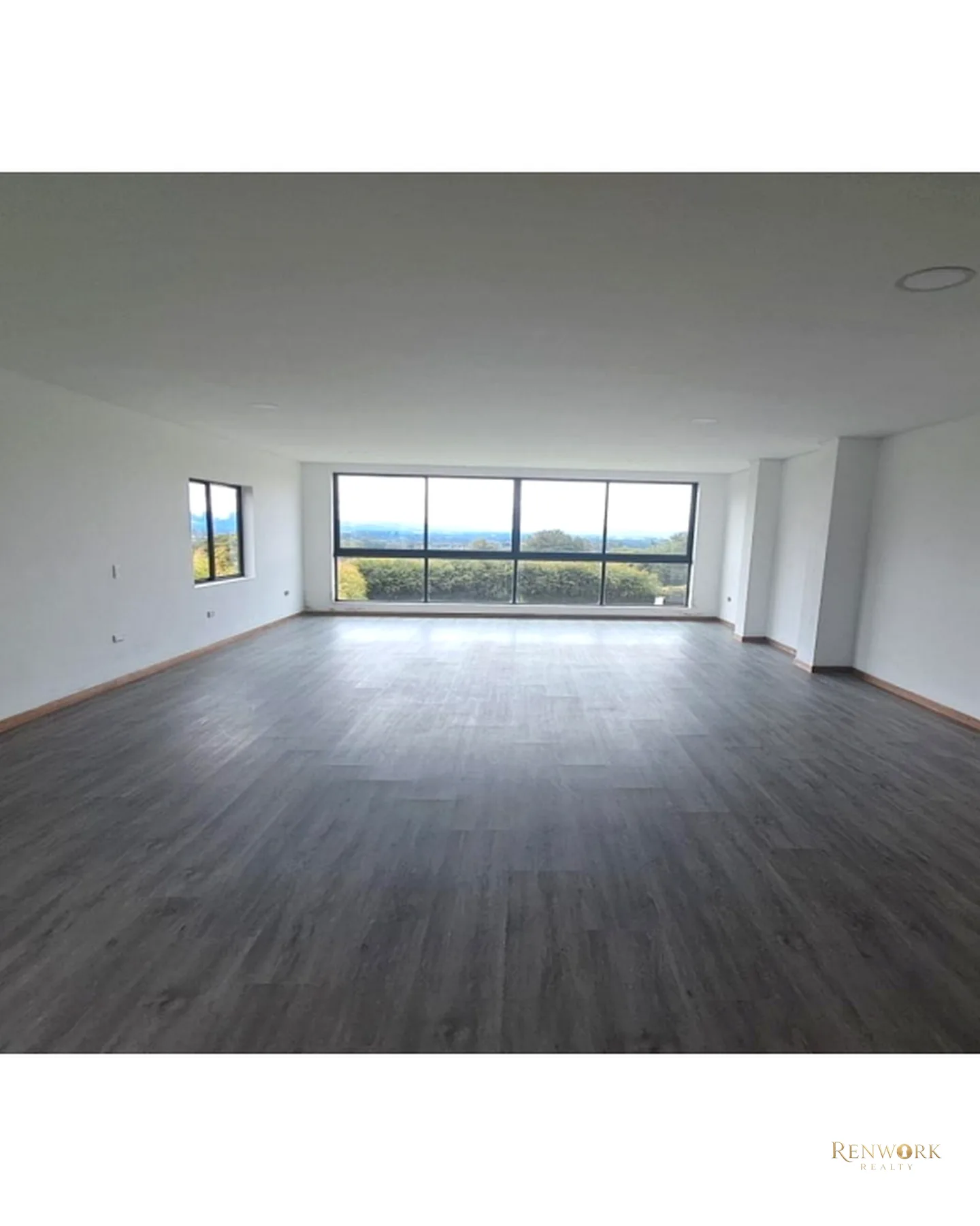 FINCA 2.563M² CARMEN DE VIBORAL | CASA 620M², 7 ALCOBAS Y GARAJES 🏞️✨ · foto 8