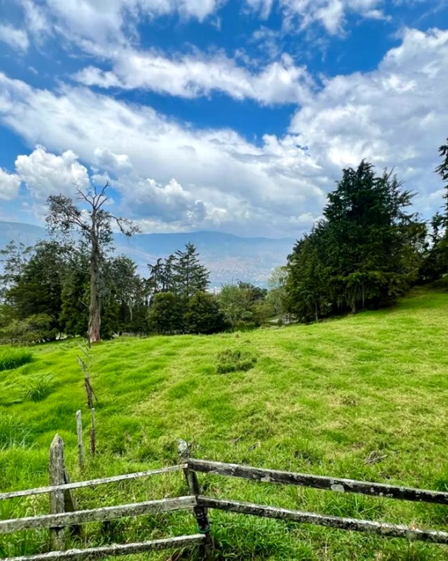 FINCA A 15 MINUTOS DE LA MEDELLÍN CON VISTA A LA CIUDAD 63.829 MTR · foto 6