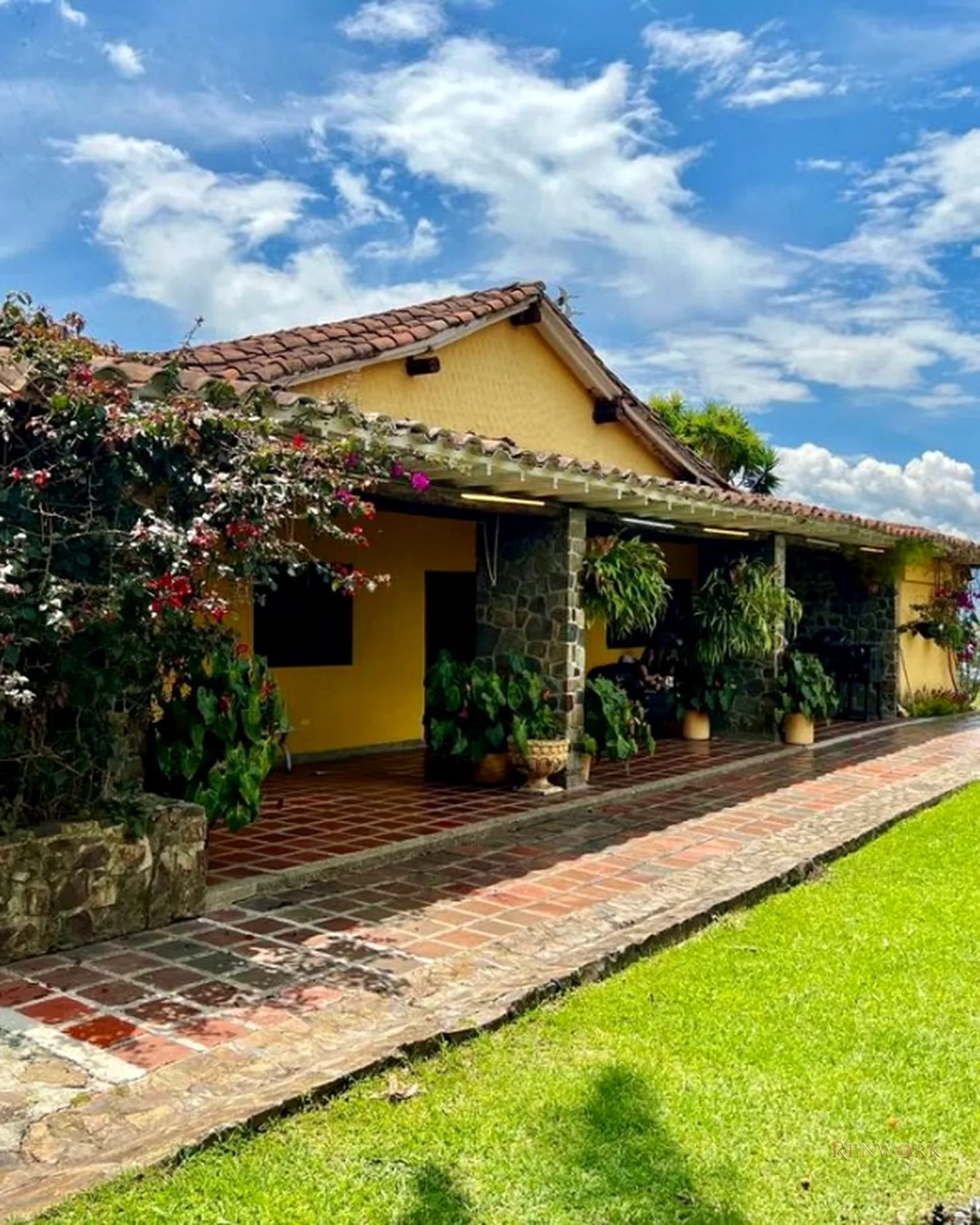 FINCA A 15 MINUTOS DE LA MEDELLÍN CON VISTA A LA CIUDAD 63.829 MTR · foto 1