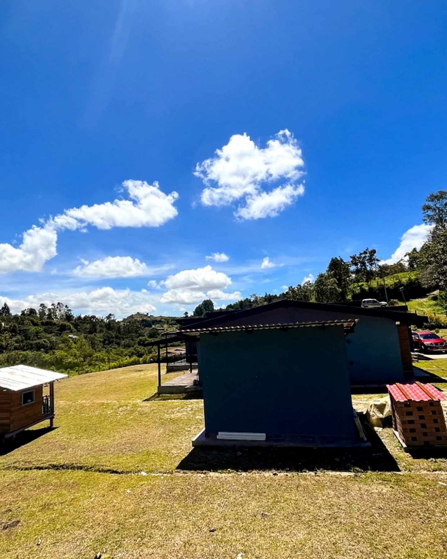 FINCA CON EXCELENTE Y MODERNA CASA CON HERMOSOS ACABADOS EN GUARNE · foto 23