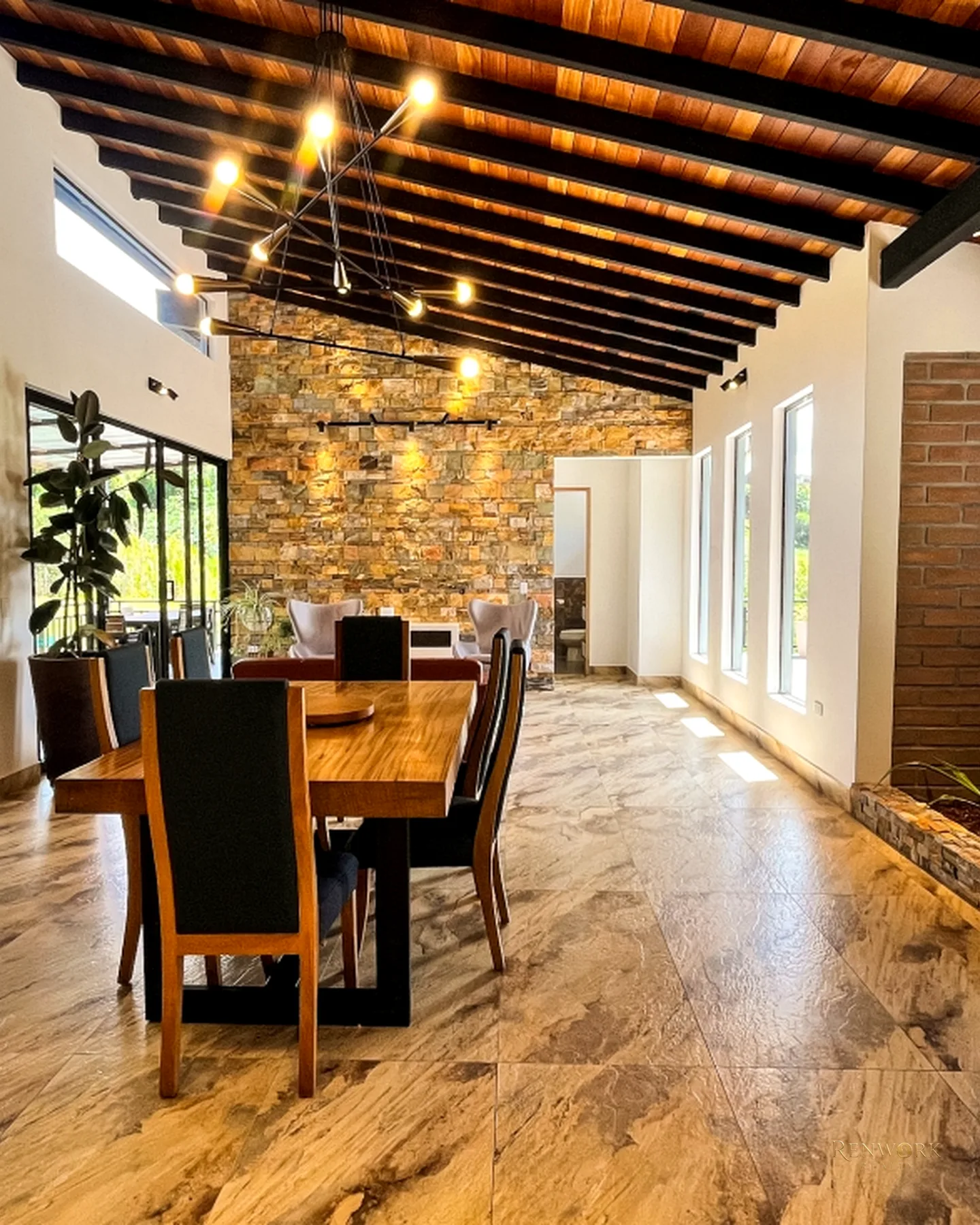 FINCA CON EXCELENTE Y MODERNA CASA CON HERMOSOS ACABADOS EN GUARNE · foto 3