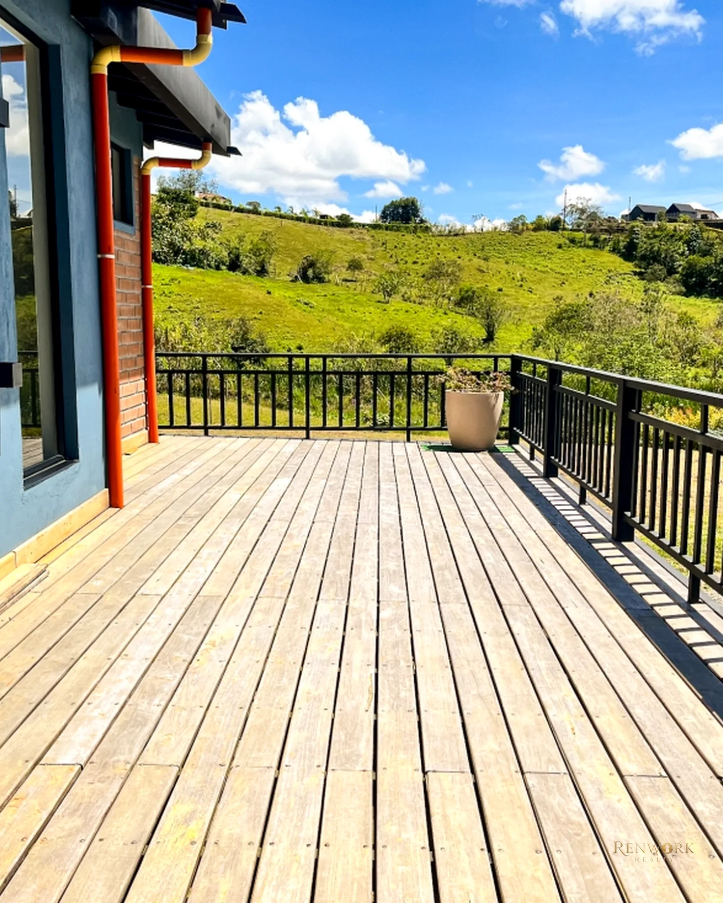 FINCA CON EXCELENTE Y MODERNA CASA CON HERMOSOS ACABADOS EN GUARNE · foto 19