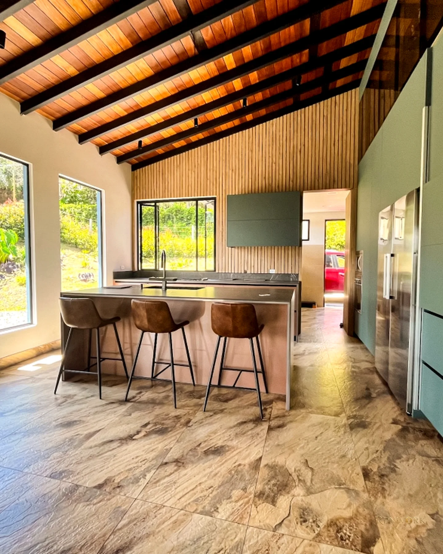 FINCA CON EXCELENTE Y MODERNA CASA CON HERMOSOS ACABADOS EN GUARNE · foto 4