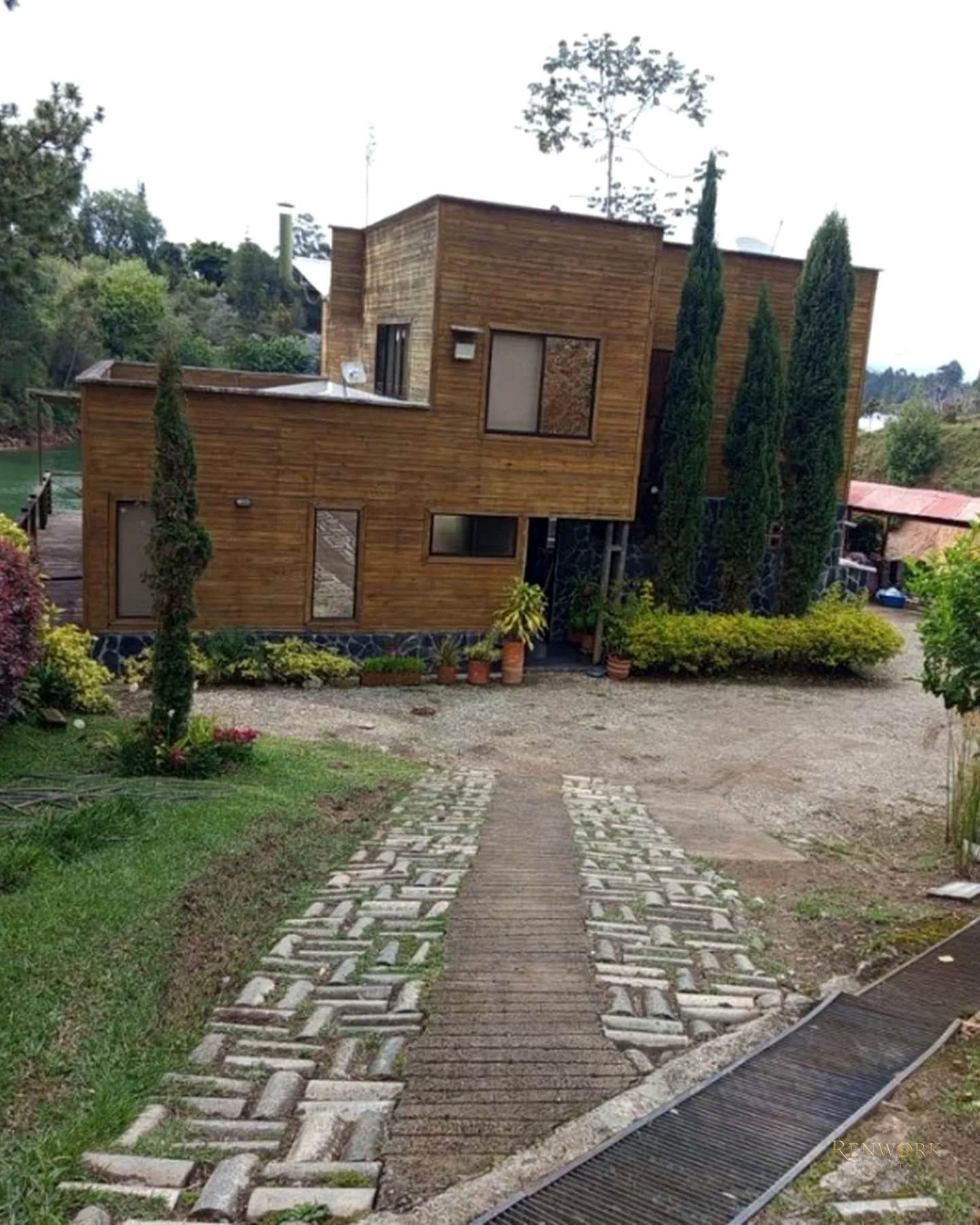 FINCA EN VENTA EL PEÑOL CON EMBALSE PERMITE RENTAS CORTAS · foto 10