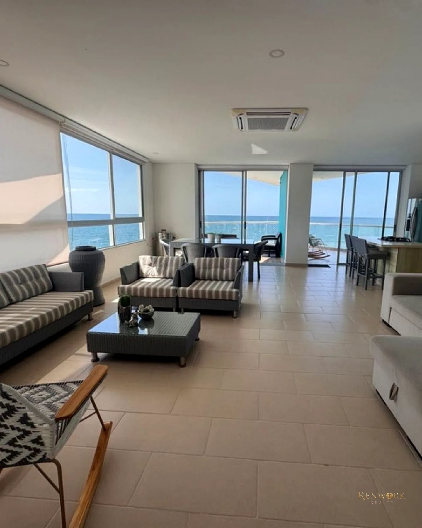 GRAN APARTAMENTO EN COVEÑAS SUCRE FRENTE AL MAR 💰$1.050M 🌅🐚 · foto 4