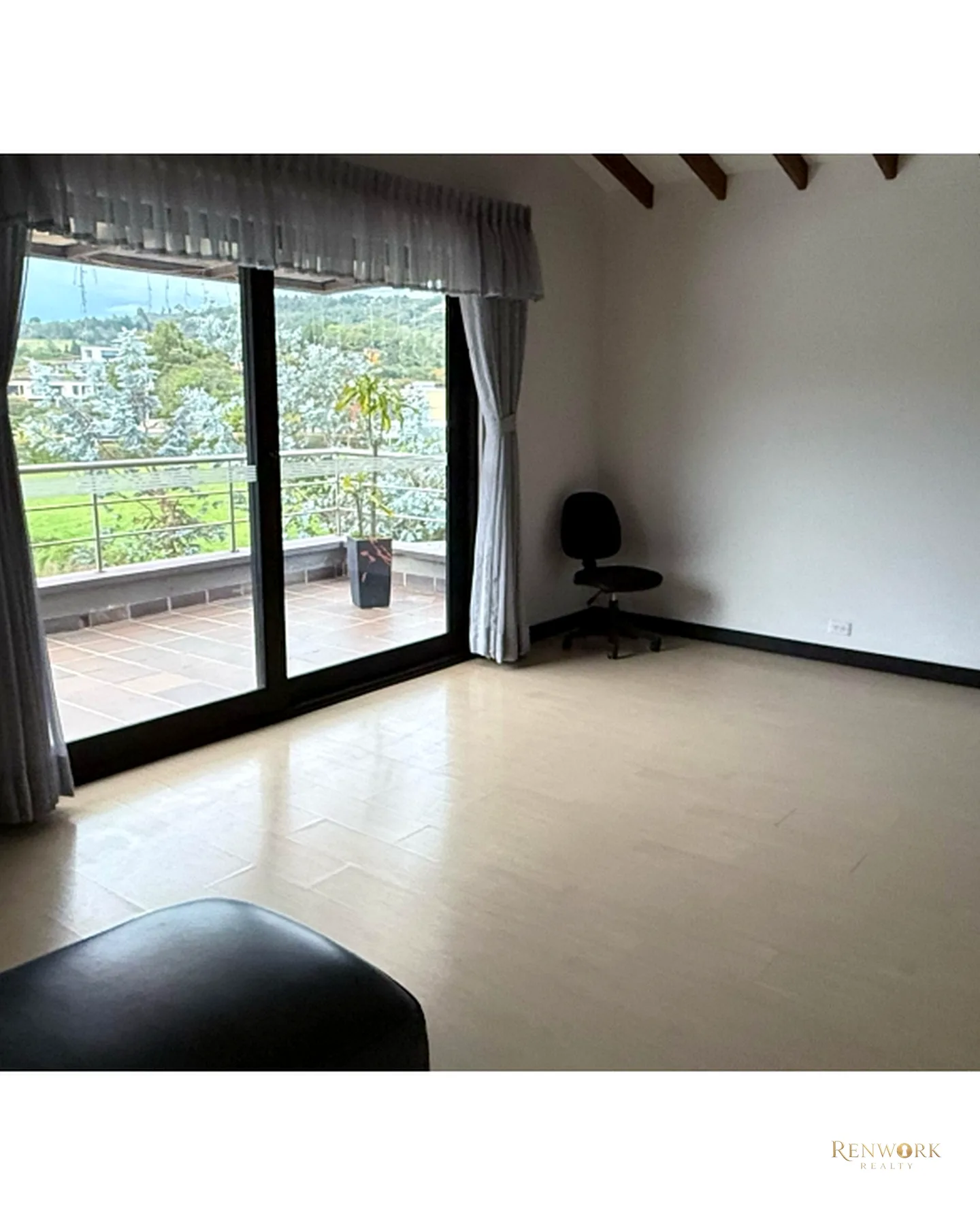 HERMOSA CASA CAMPESTRE INDEPENDIENTE EN EL ALTO DE LAS PALMAS · foto 5
