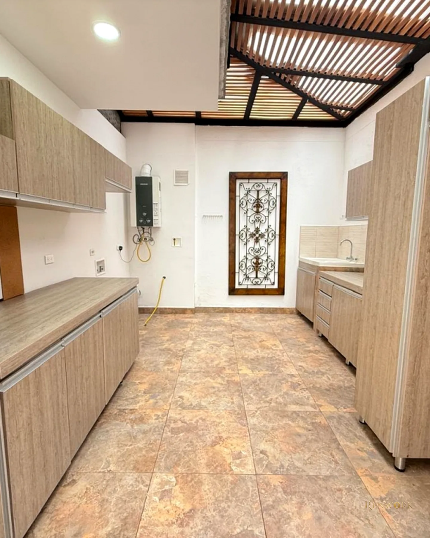 HERMOSA CASA CON VISTA A LA CIUDAD EN LAS PALMAS · foto 3