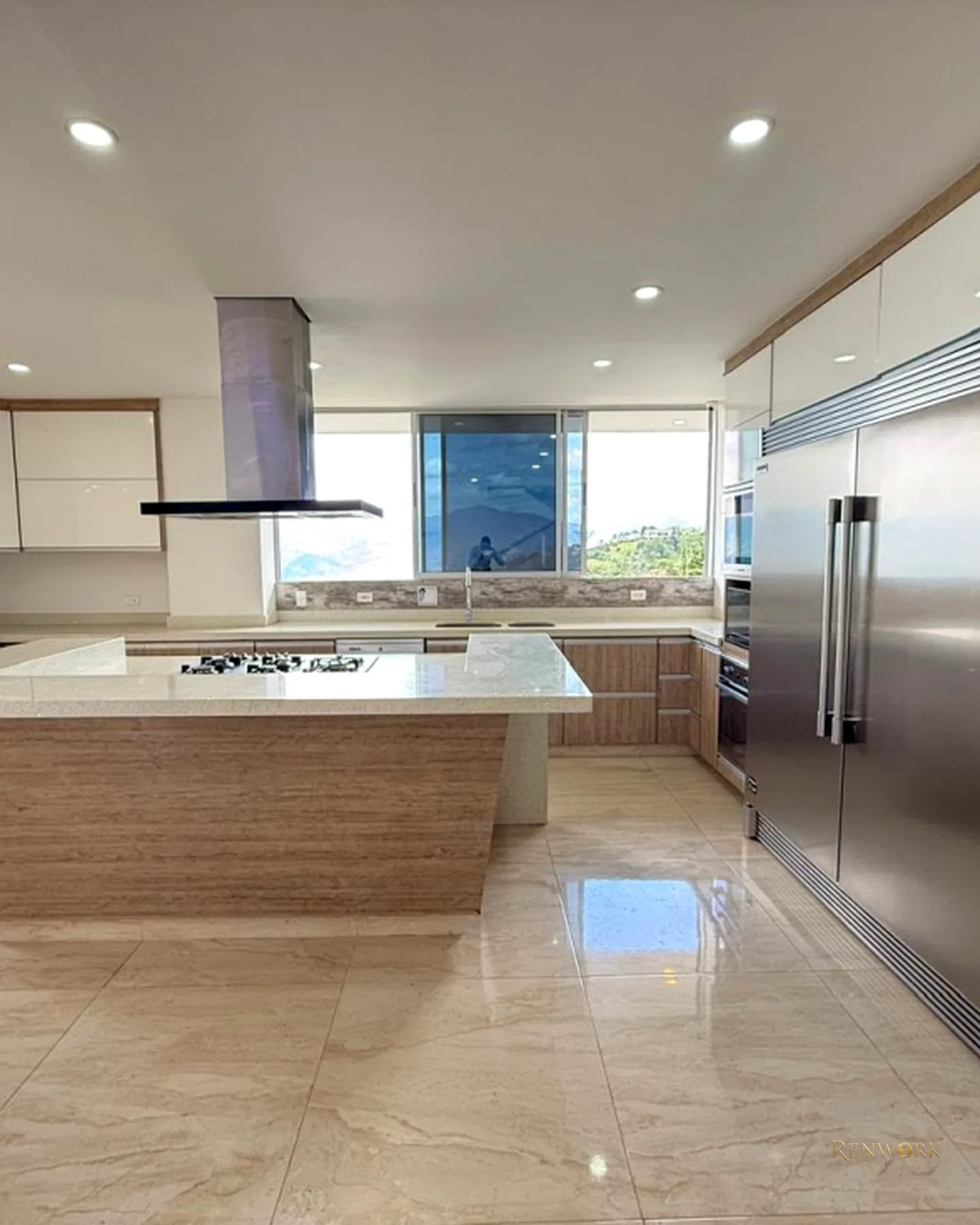 HERMOSA CASA CON VISTA A LA CIUDAD EN LAS PALMAS · foto 2