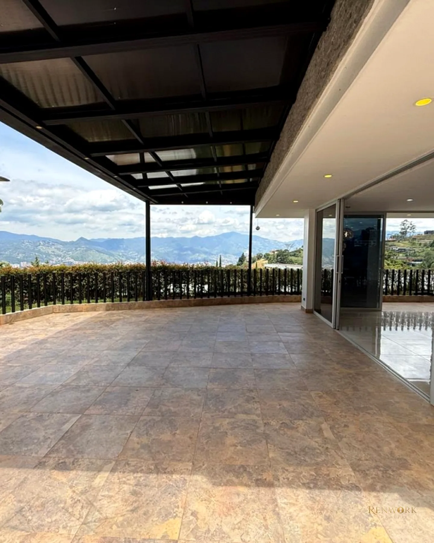 HERMOSA CASA CON VISTA A LA CIUDAD EN LAS PALMAS · foto 17