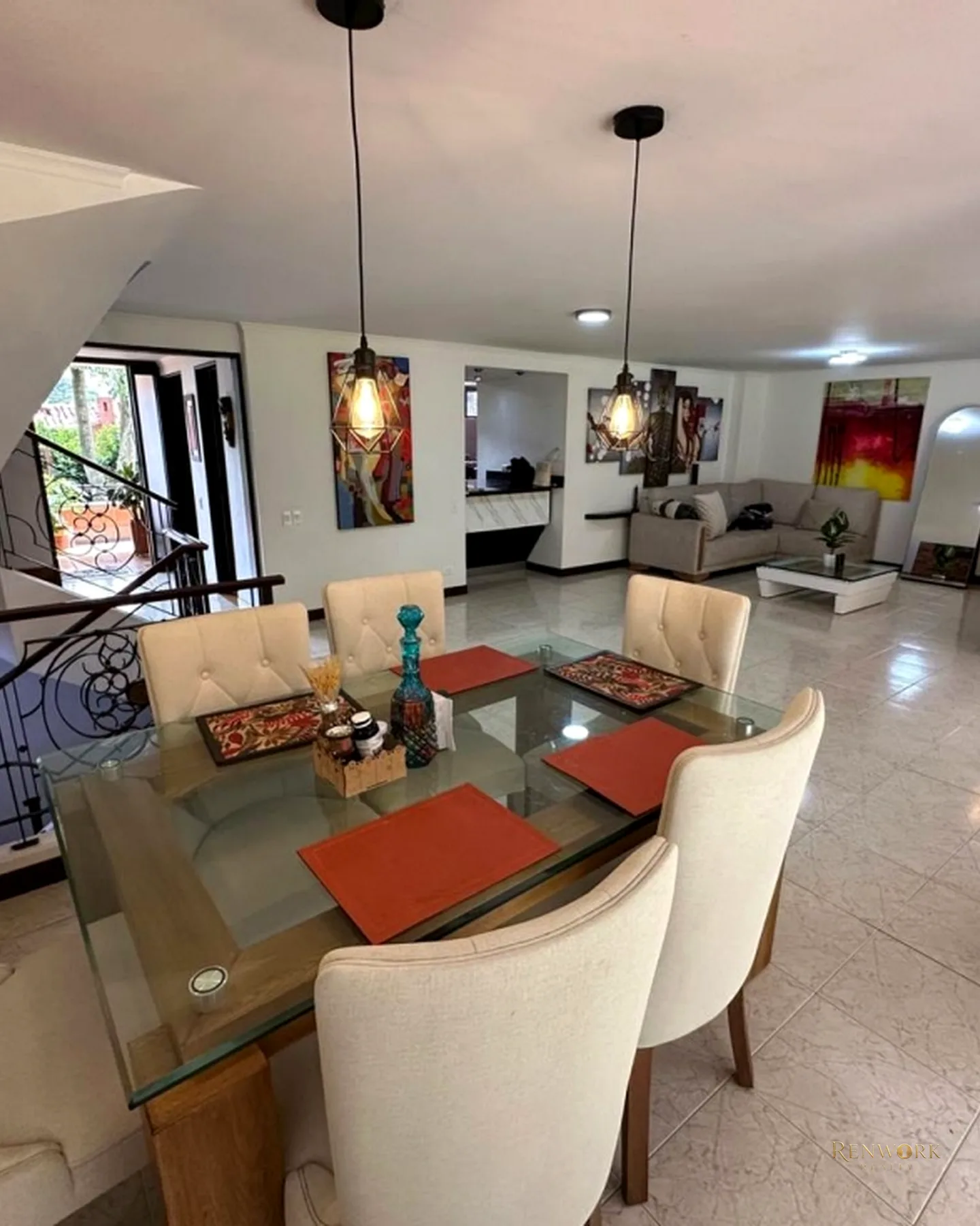 HERMOSA CASA EN ENVIGADO LOMA DE LAS BRUJAS EN UNIDAD CERRADA · foto 1