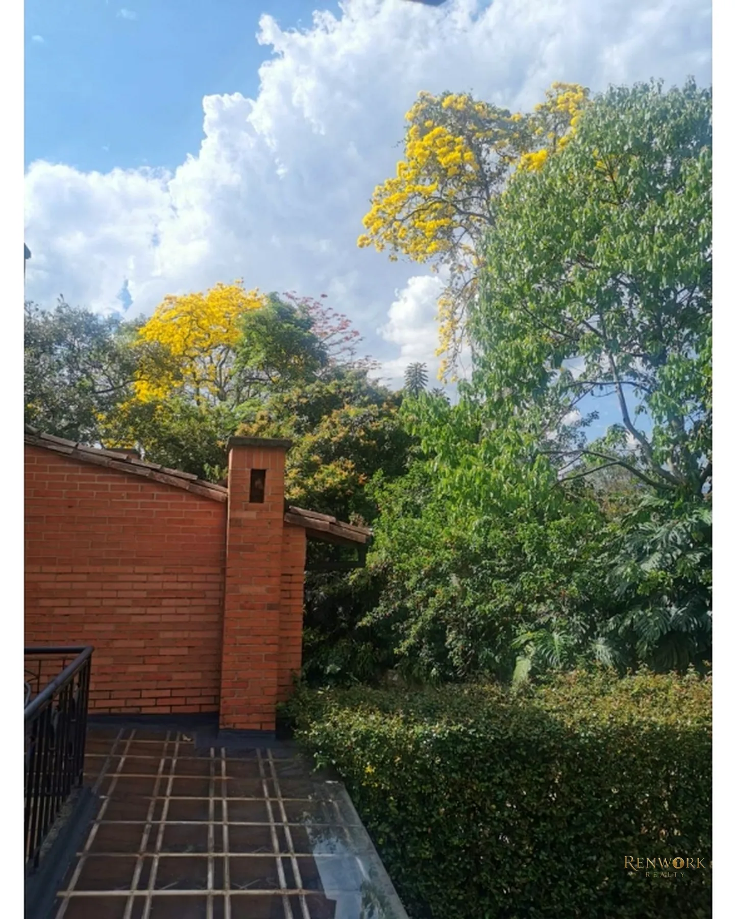HERMOSA CASA EN ENVIGADO LOMA DE LAS BRUJAS EN UNIDAD CERRADA · foto 20