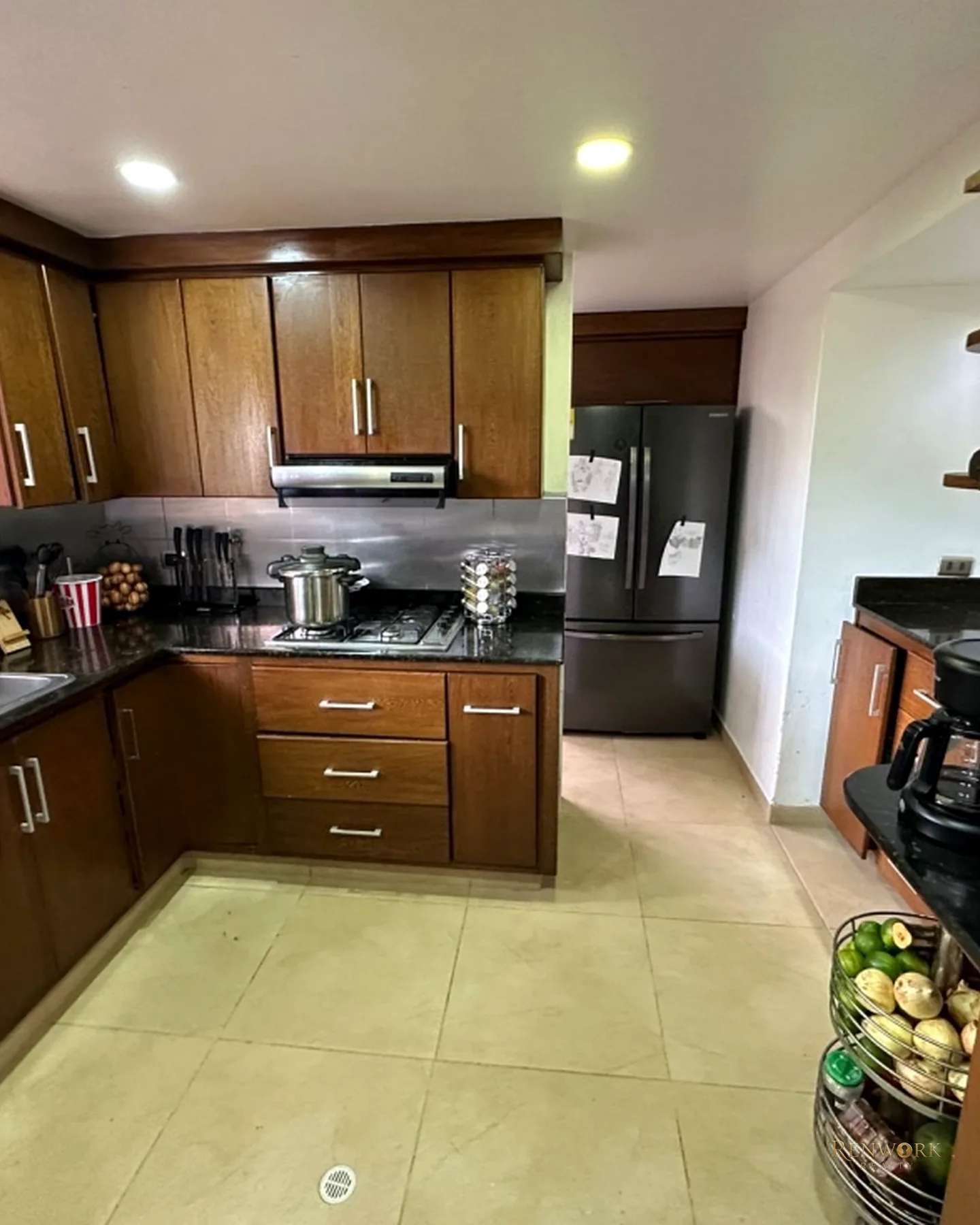 HERMOSA CASA EN ENVIGADO LOMA DE LAS BRUJAS EN UNIDAD CERRADA · foto 3