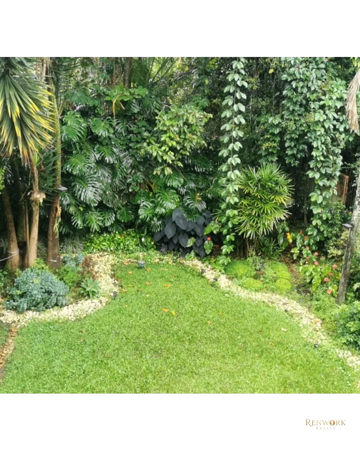 HERMOSA CASA EN ENVIGADO LOMA DE LAS BRUJAS EN UNIDAD CERRADA · foto 17