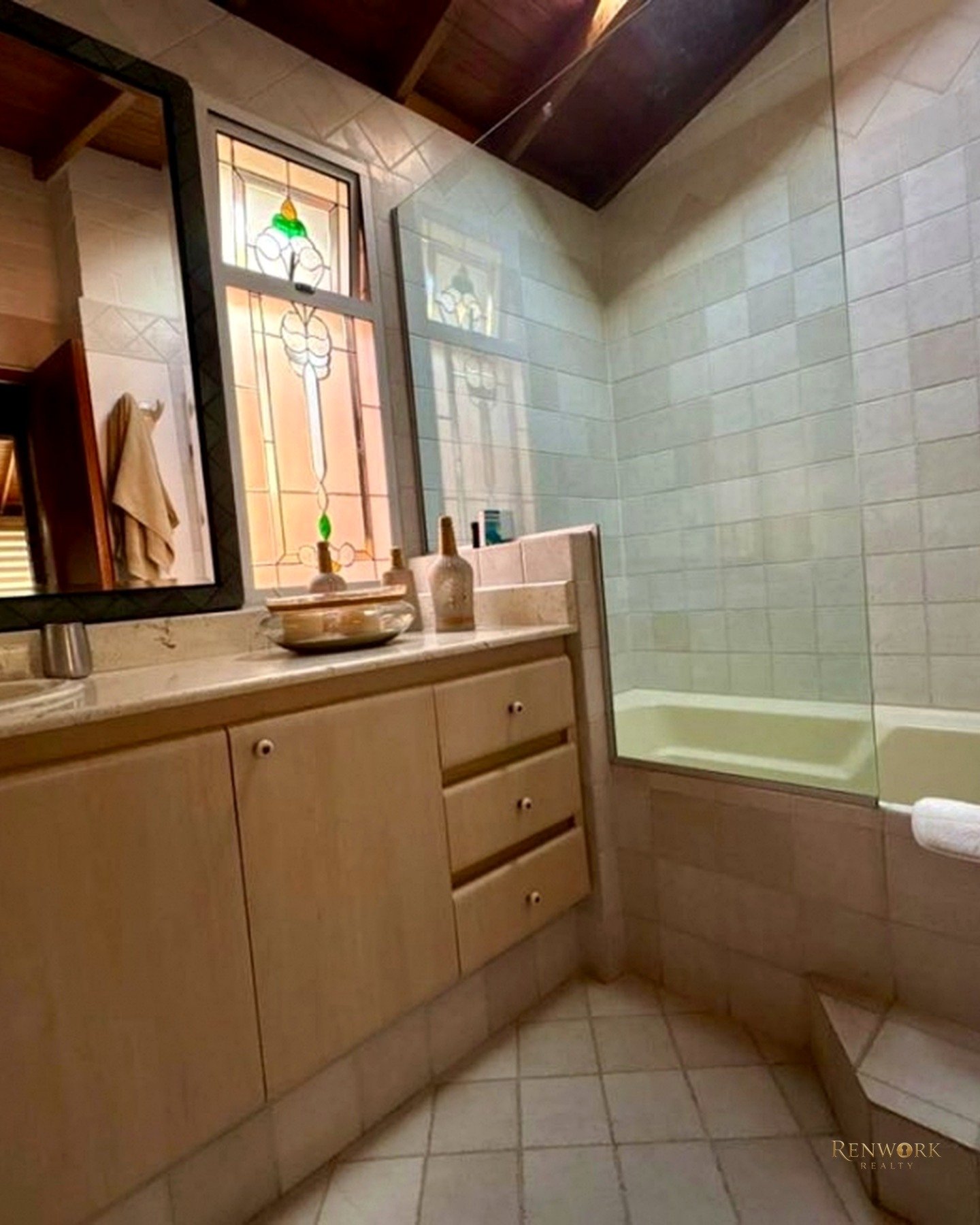 HERMOSA CASA EN VENTA DE 290M² EN ENVIGADO SECTOR LA SEBASTIANA · foto 10