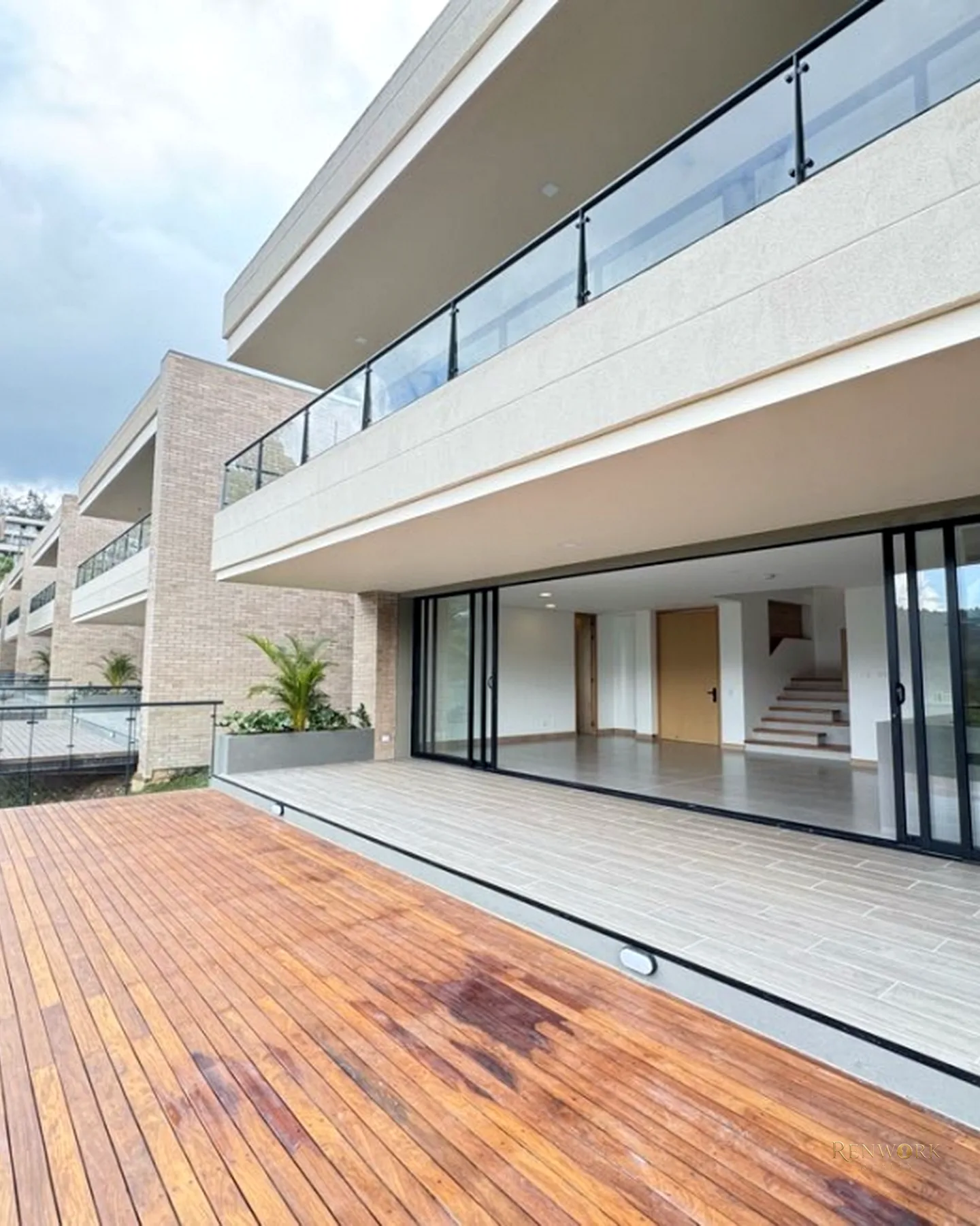 HERMOSA CASA EN VENTA UBICADA EN RIONEGRO VIA SAJONIA · foto 1